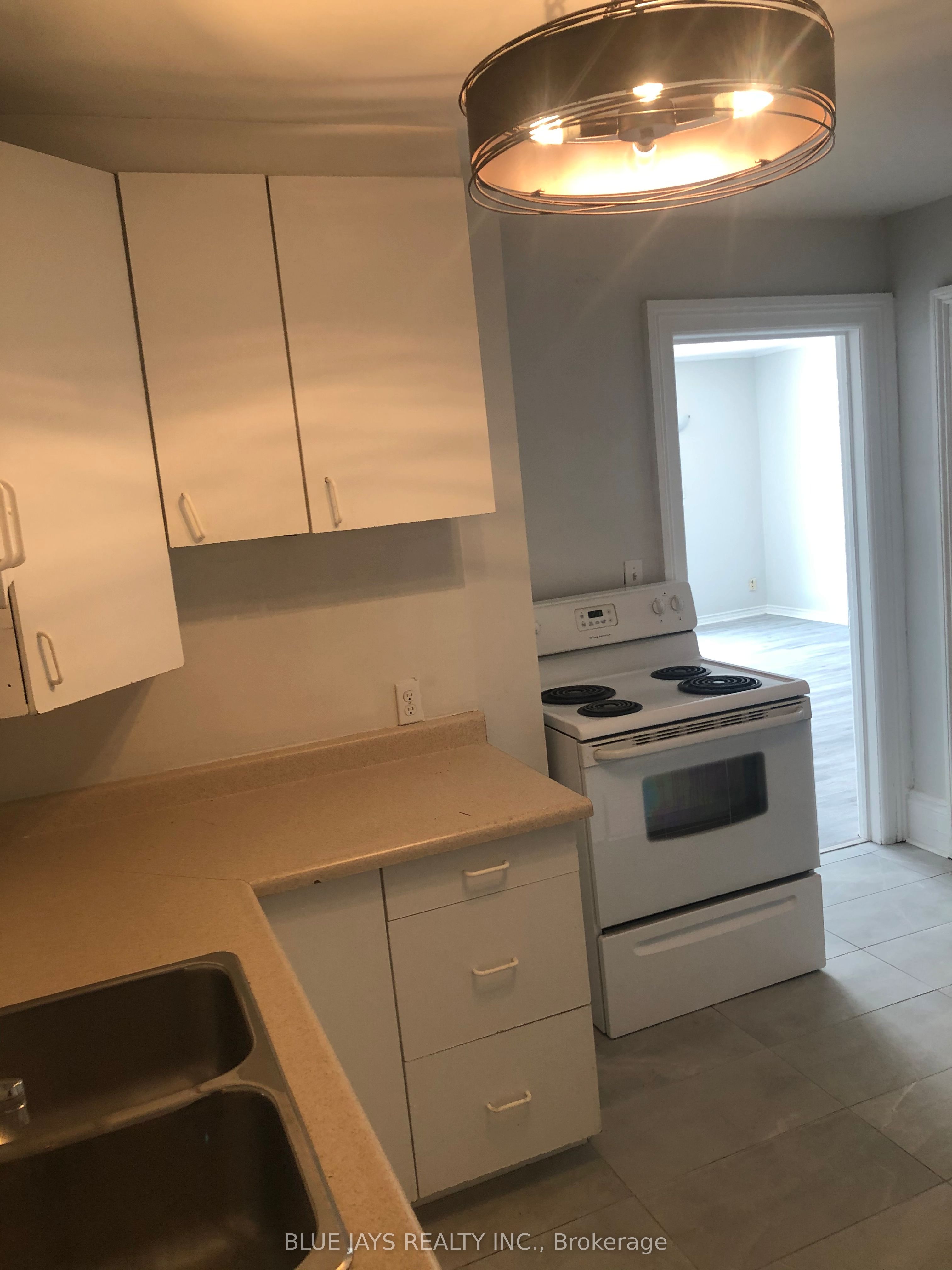 60 Main Street E APT 1, Southgate, ON N0C 1B0 photo 3