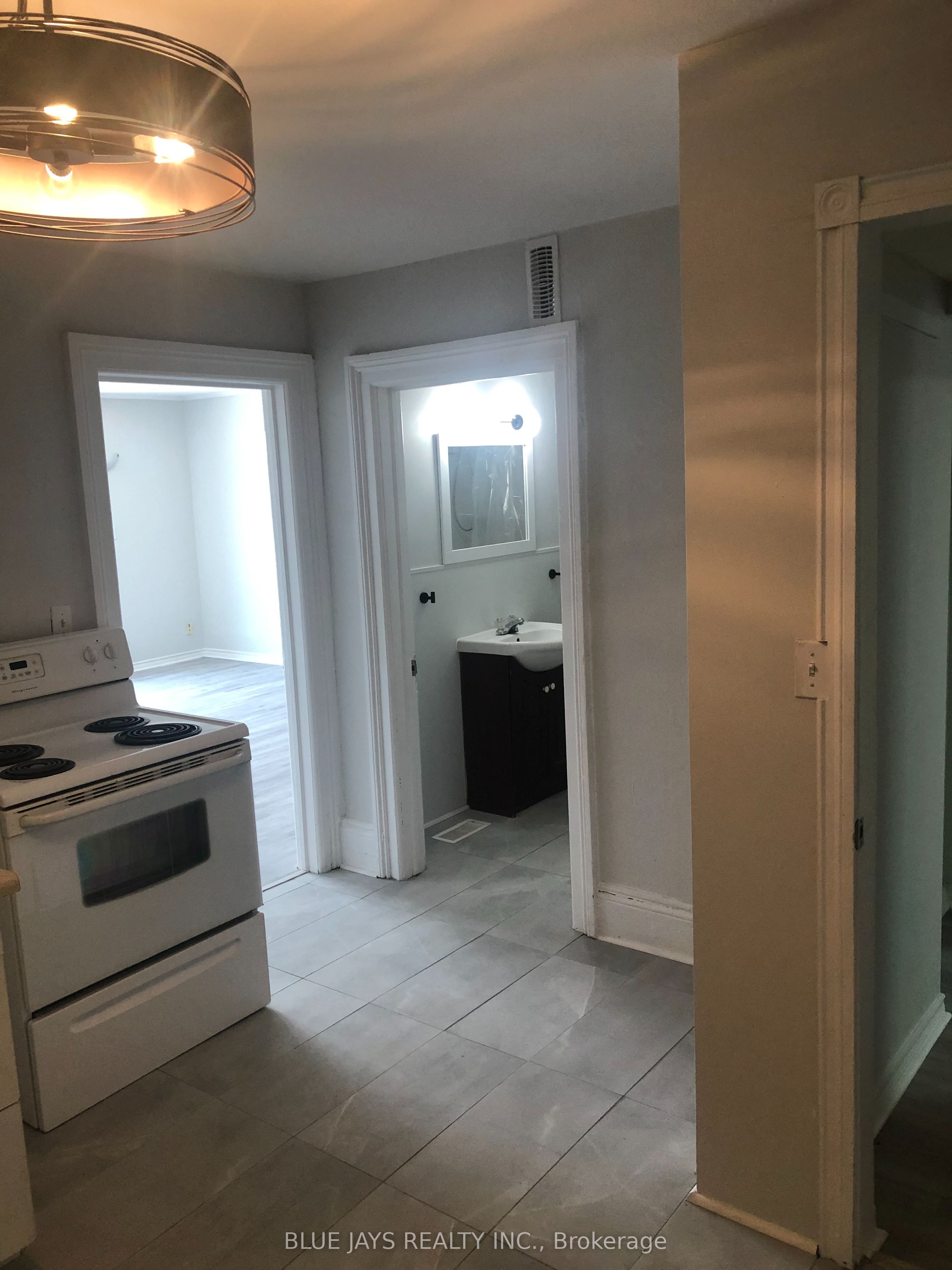 60 Main Street E APT 1, Southgate, ON N0C 1B0 photo 4