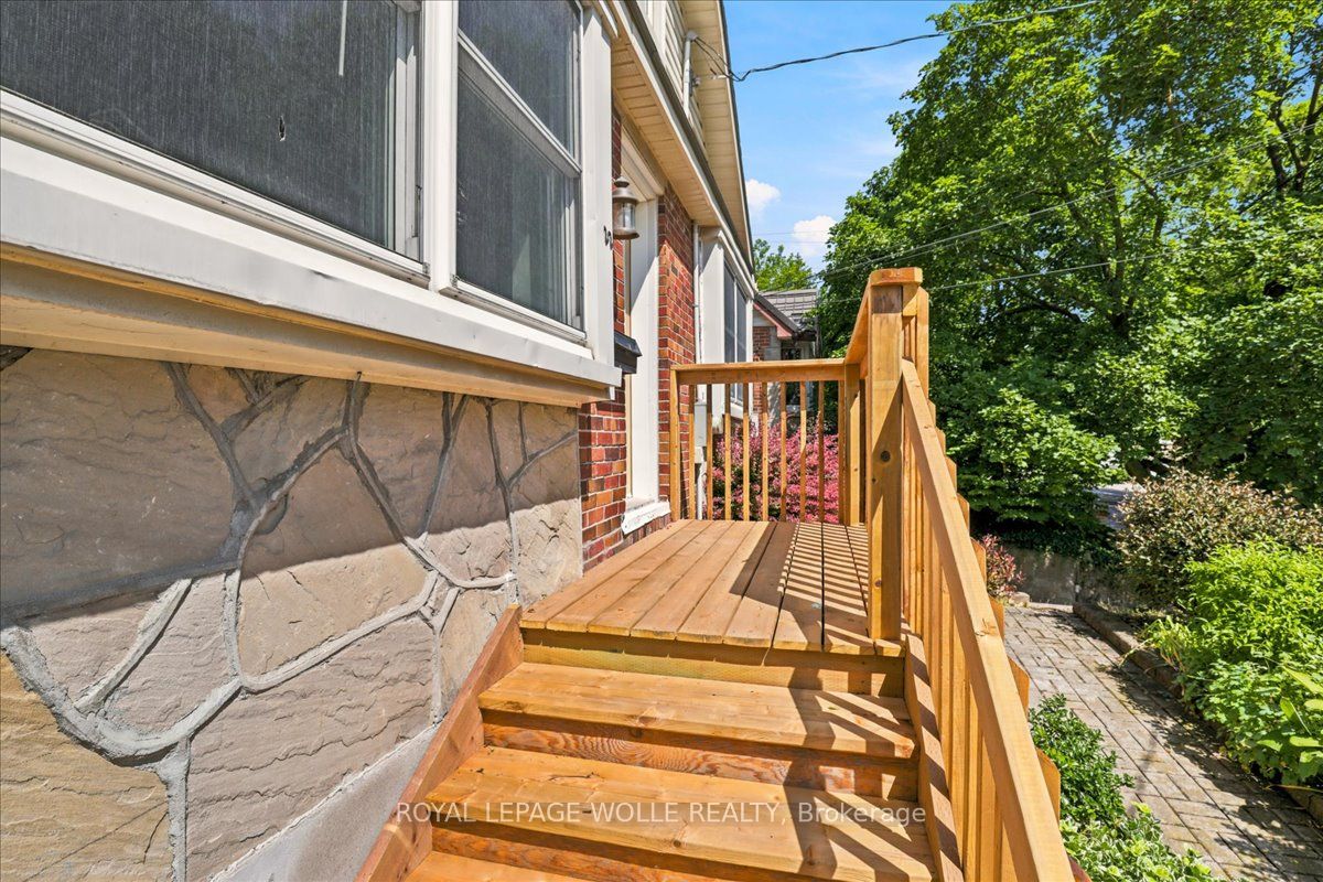 22 Ramore Street, Cambridge, ON N1S 2P8 photo 5
