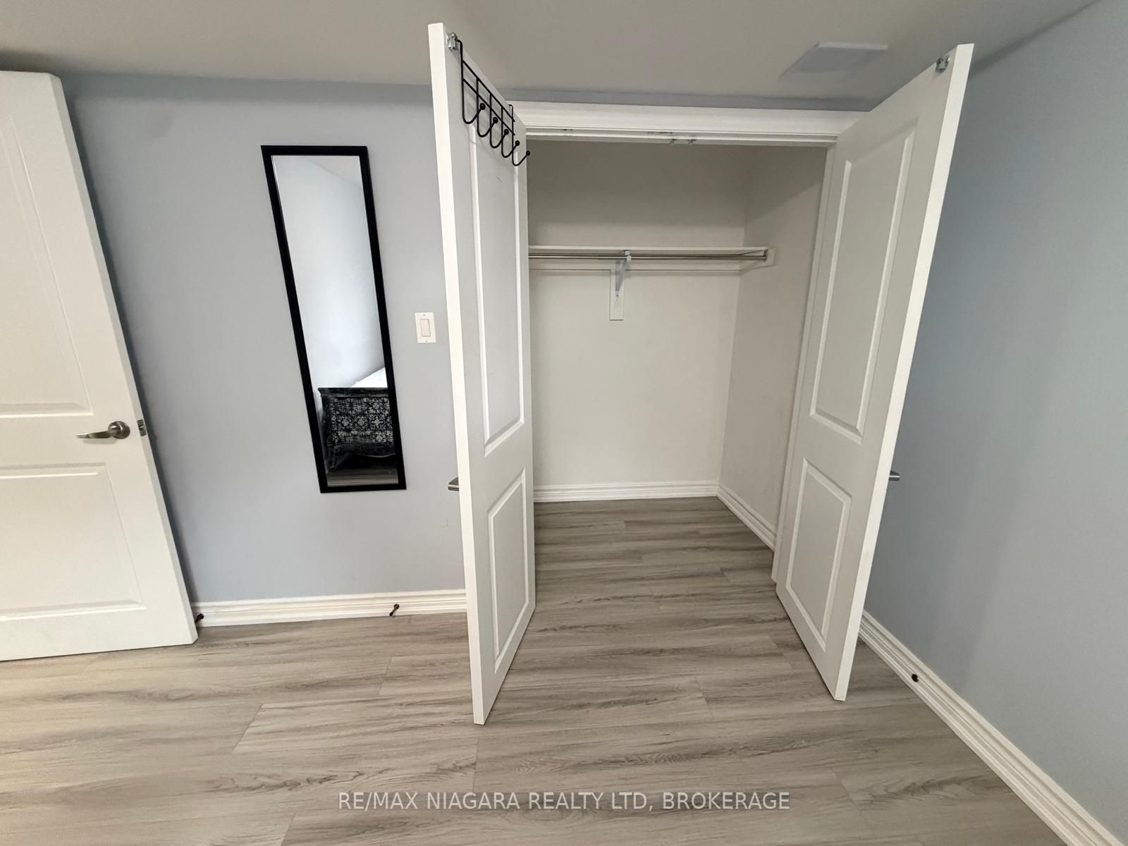 5622 Osprey Avenue Lower, Niagara Falls, ON L2H 0G2 photo 5