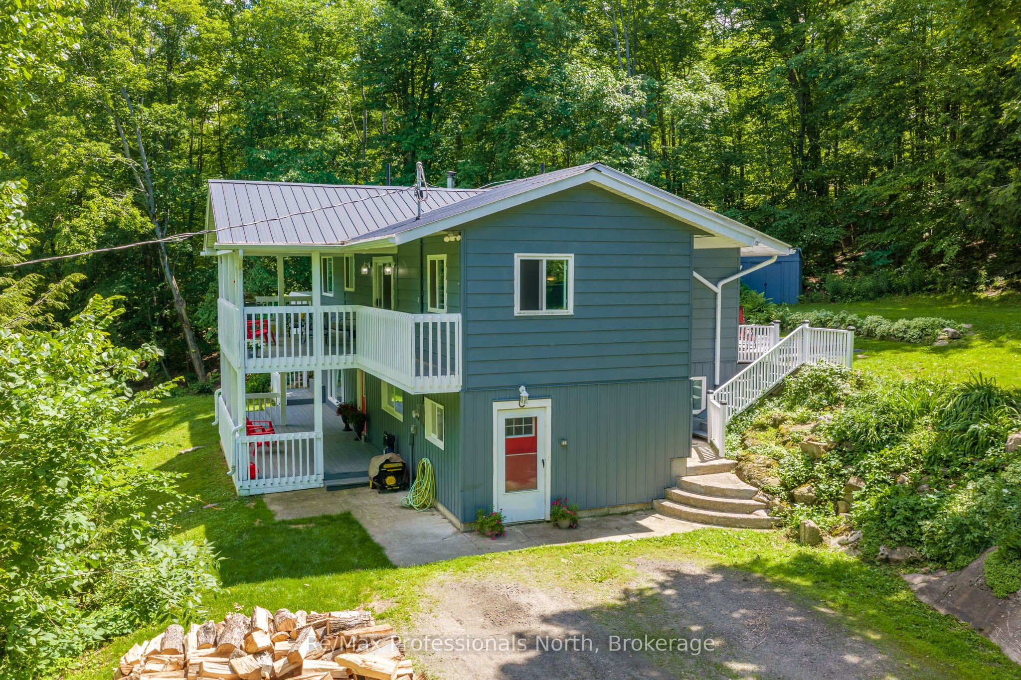 1032 Bradley Road, Muskoka Lakes, ON P1P 1R2 photo 3