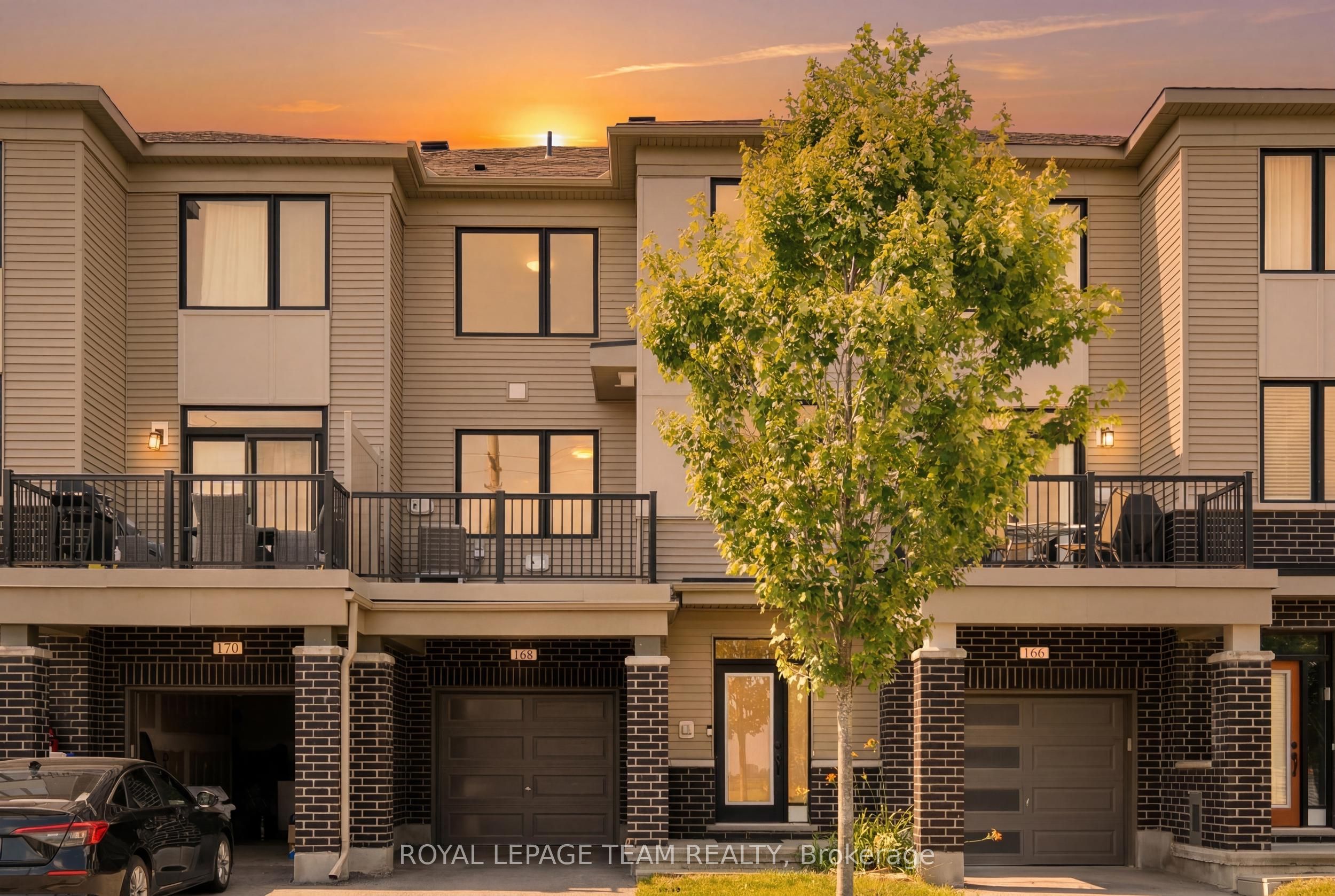 168 Pictou Crescent, Kanata, ON K4A 0R2 photo 2
