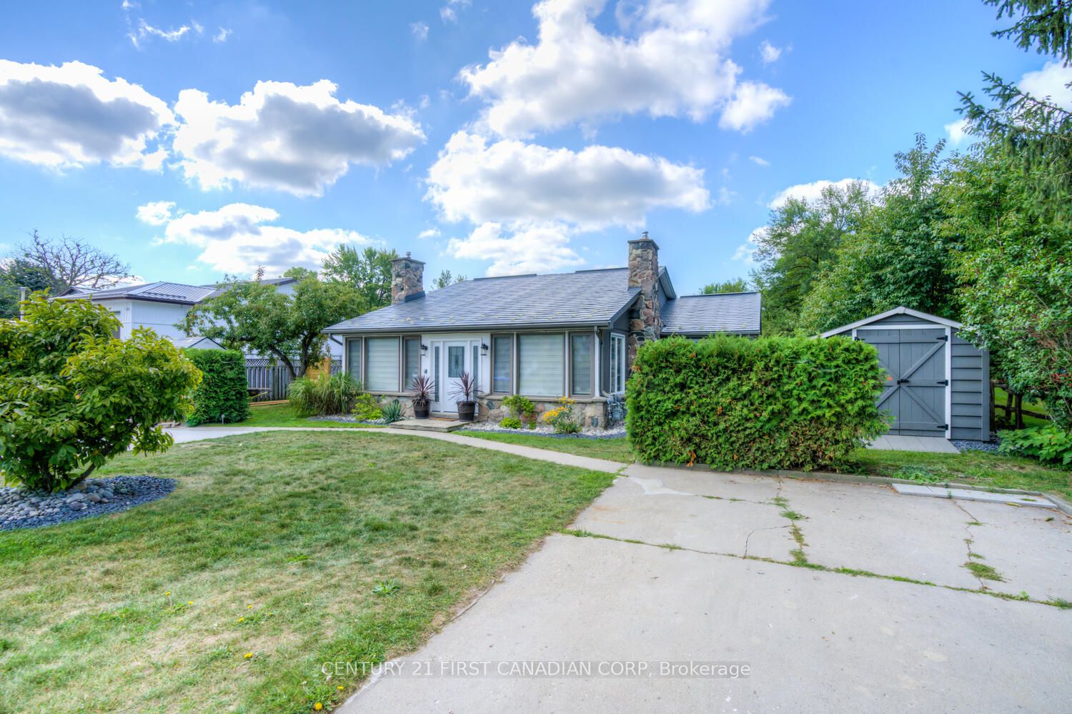 7583 Biddulph Street, Lambton Shores, ON N0M 2L0
