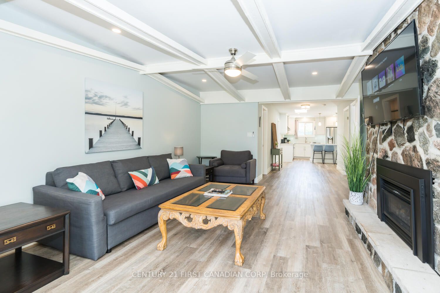 7583 Biddulph Street, Lambton Shores, ON N0M 2L0 photo 2