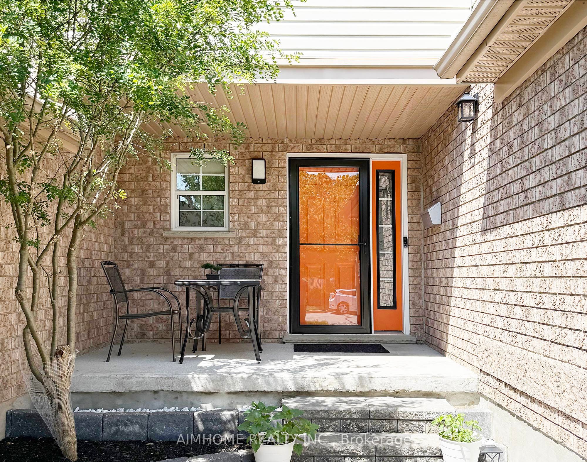 11 Kearney Street, Guelph, ON N1E 7H2 photo 2