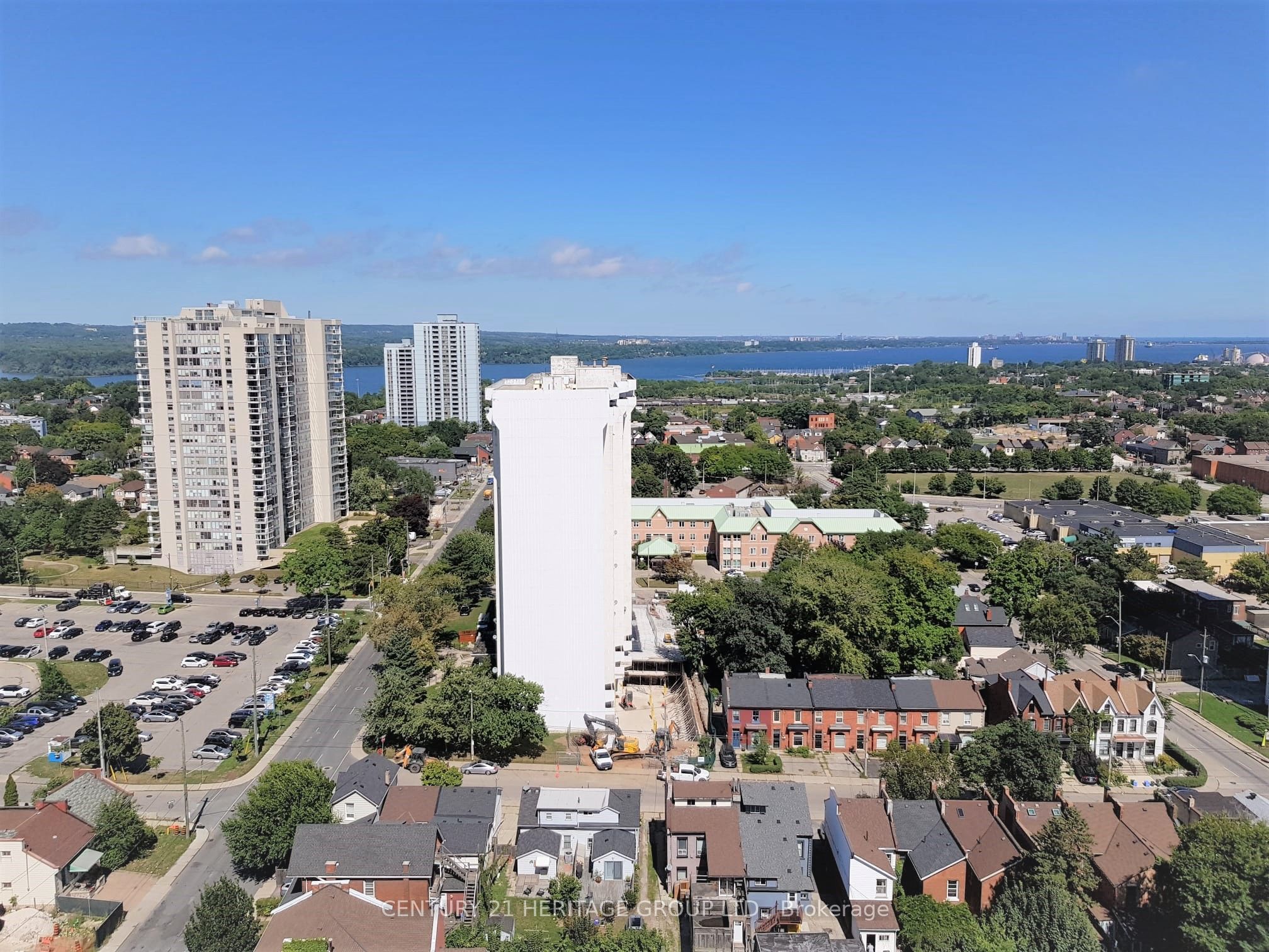 15 Queen Street S 1610, Hamilton, ON L8P 0C6 photo 3