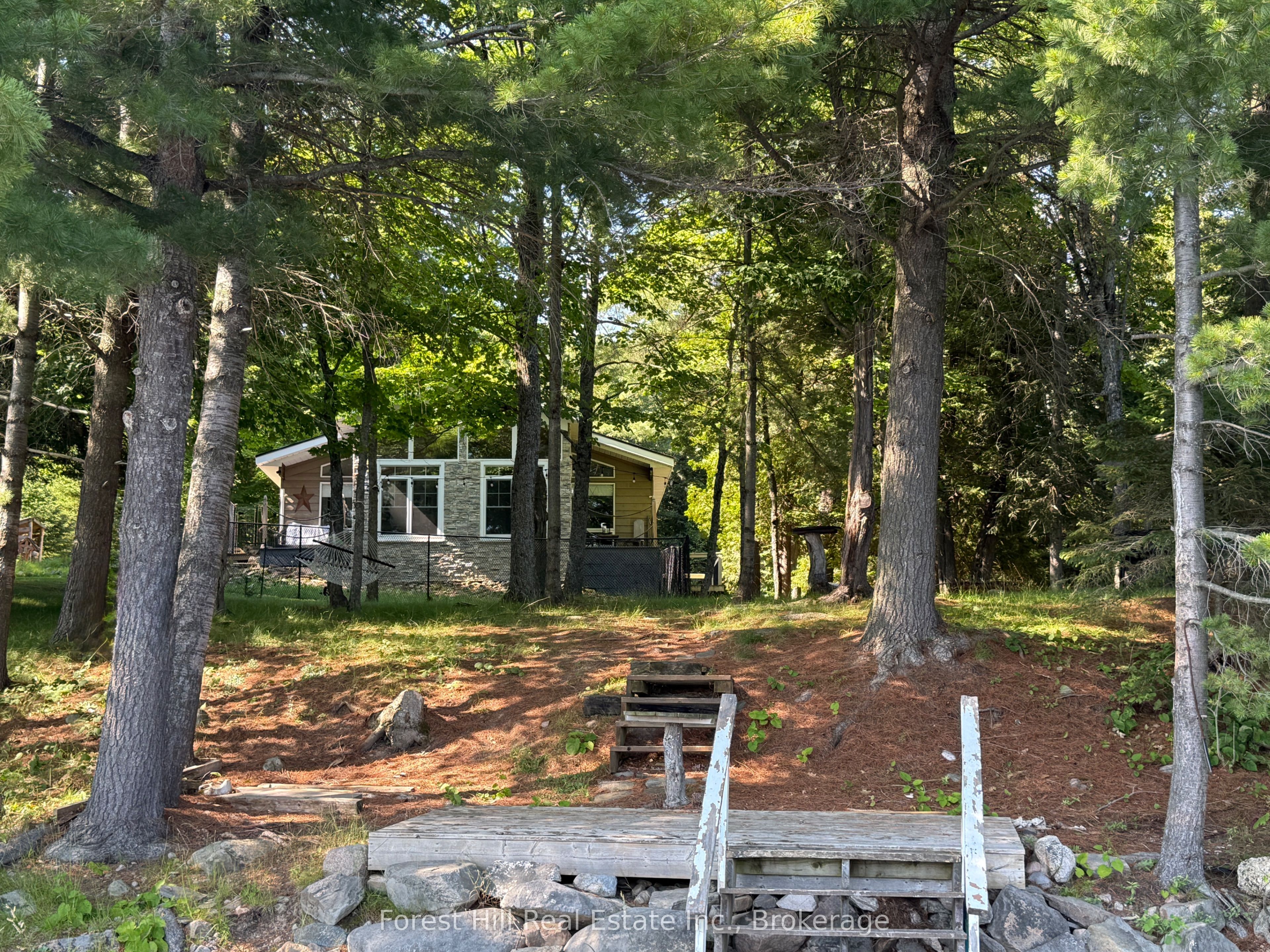 935 Limberlost Road, Parry Sound Remote Area, ON P0H 2R0 photo 2