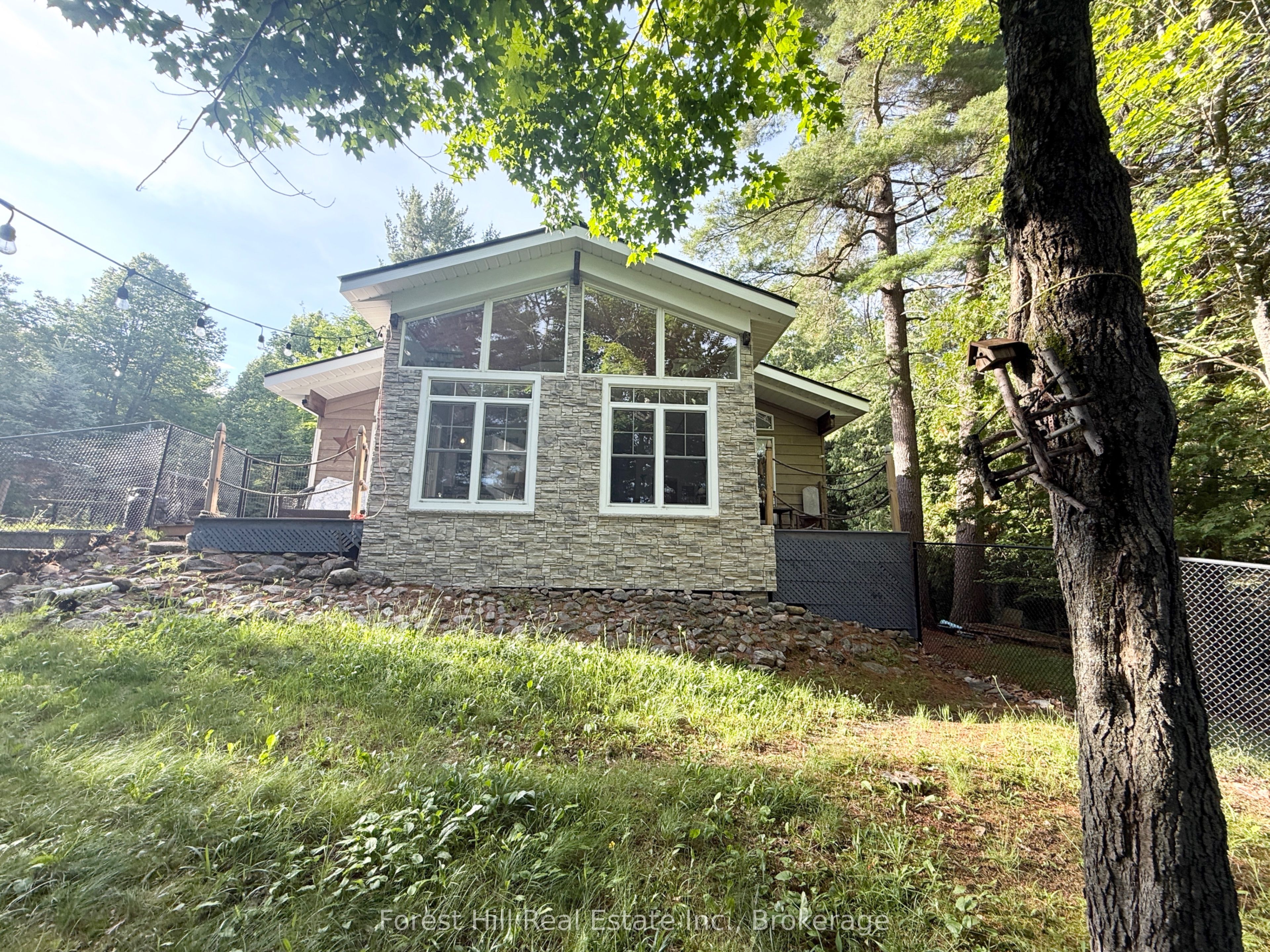 935 Limberlost Road, Parry Sound Remote Area, ON P0H 2R0 photo 4