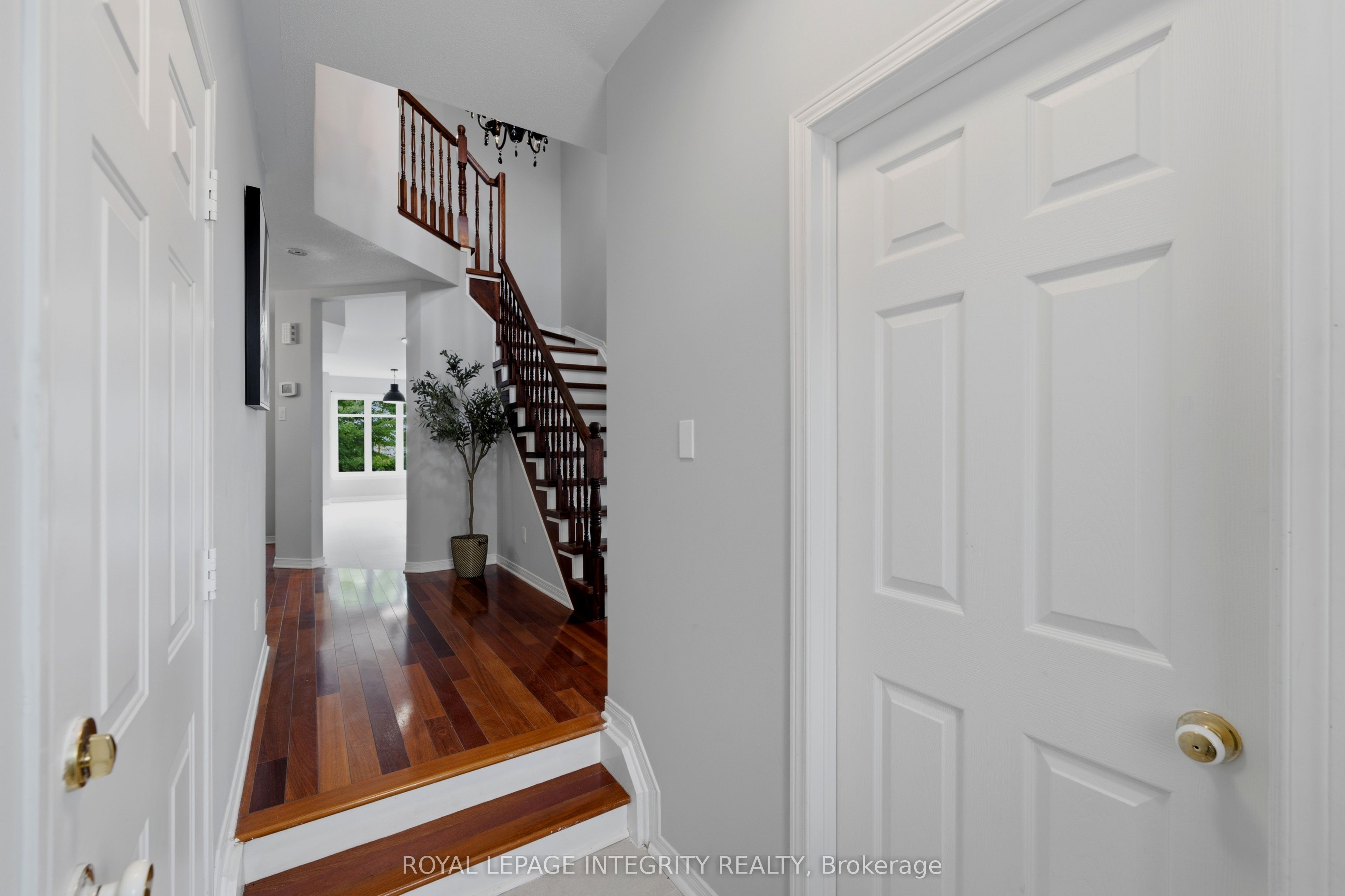160 DEERCROFT Avenue, Barrhaven, ON K2J 5H9 photo 4