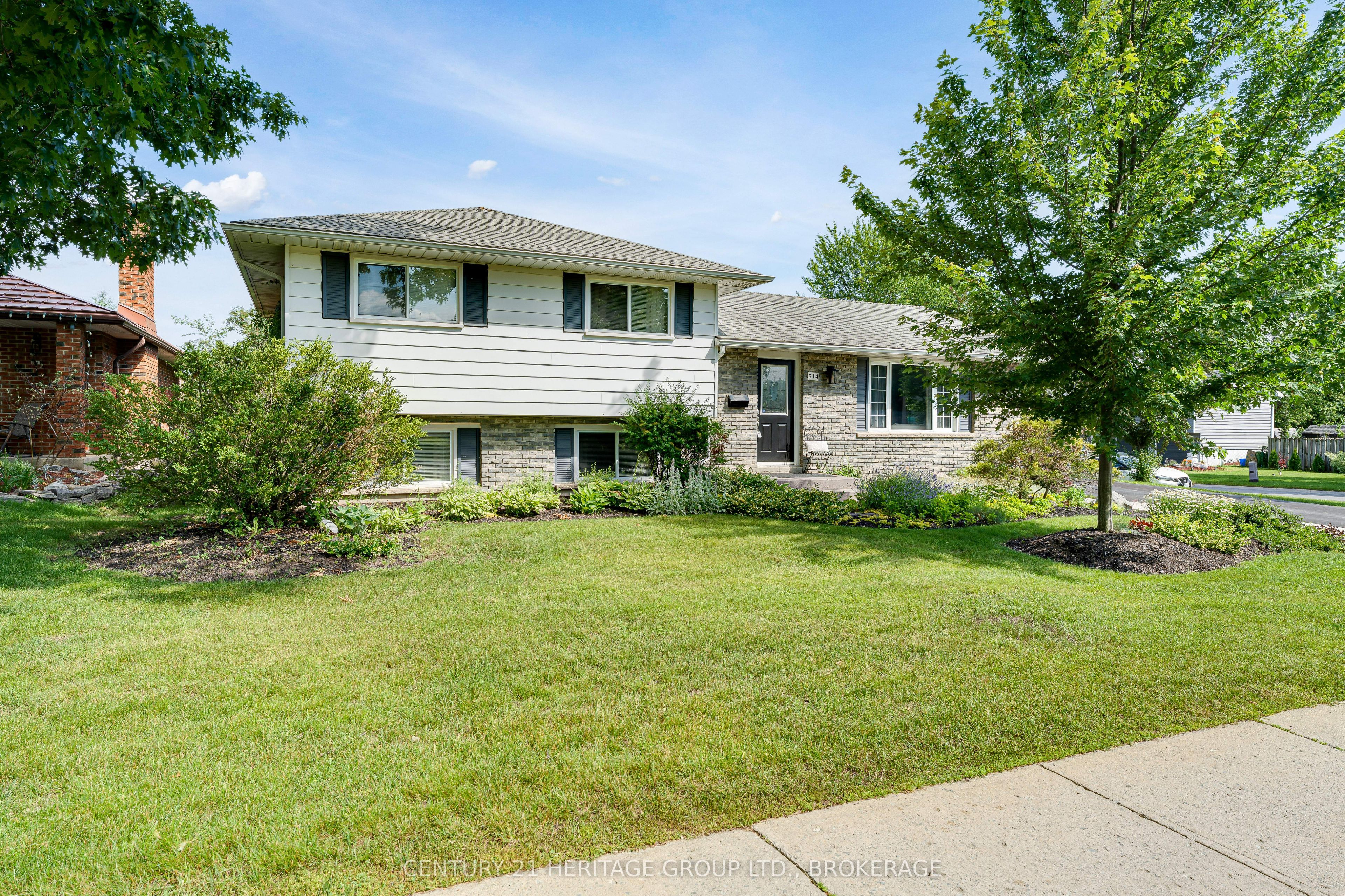 714 Milford Drive, Kingston, ON K7M 6S5