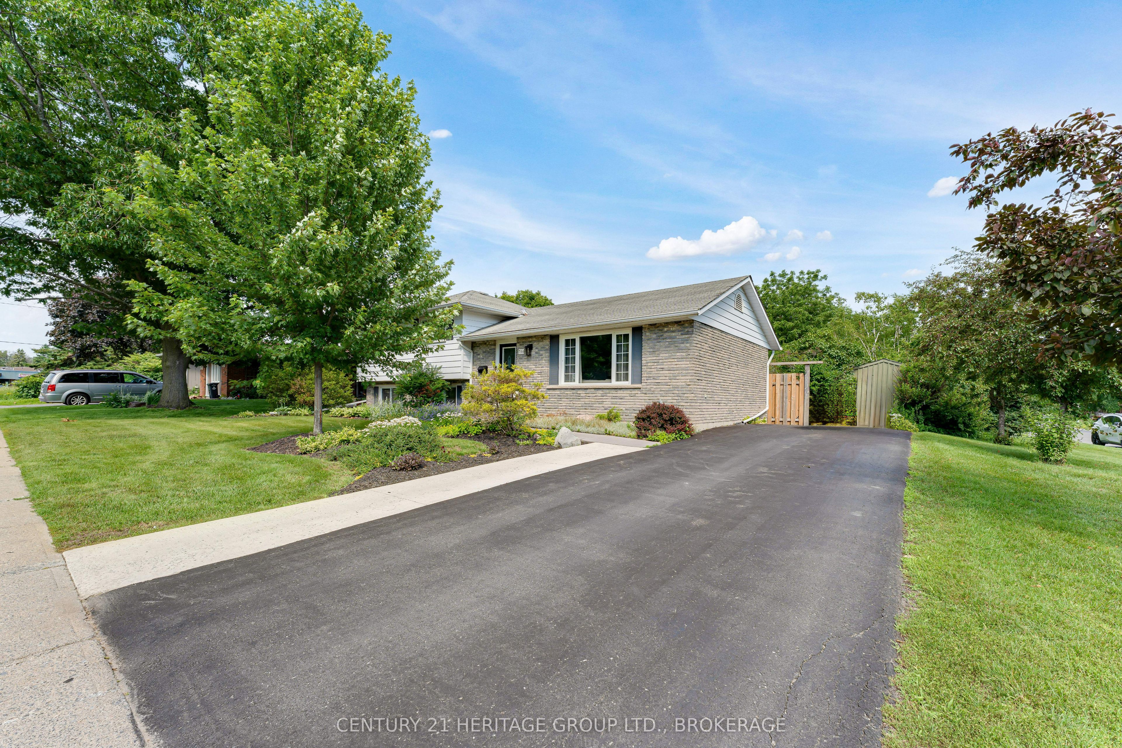 714 Milford Drive, Kingston, ON K7M 6S5 photo 2