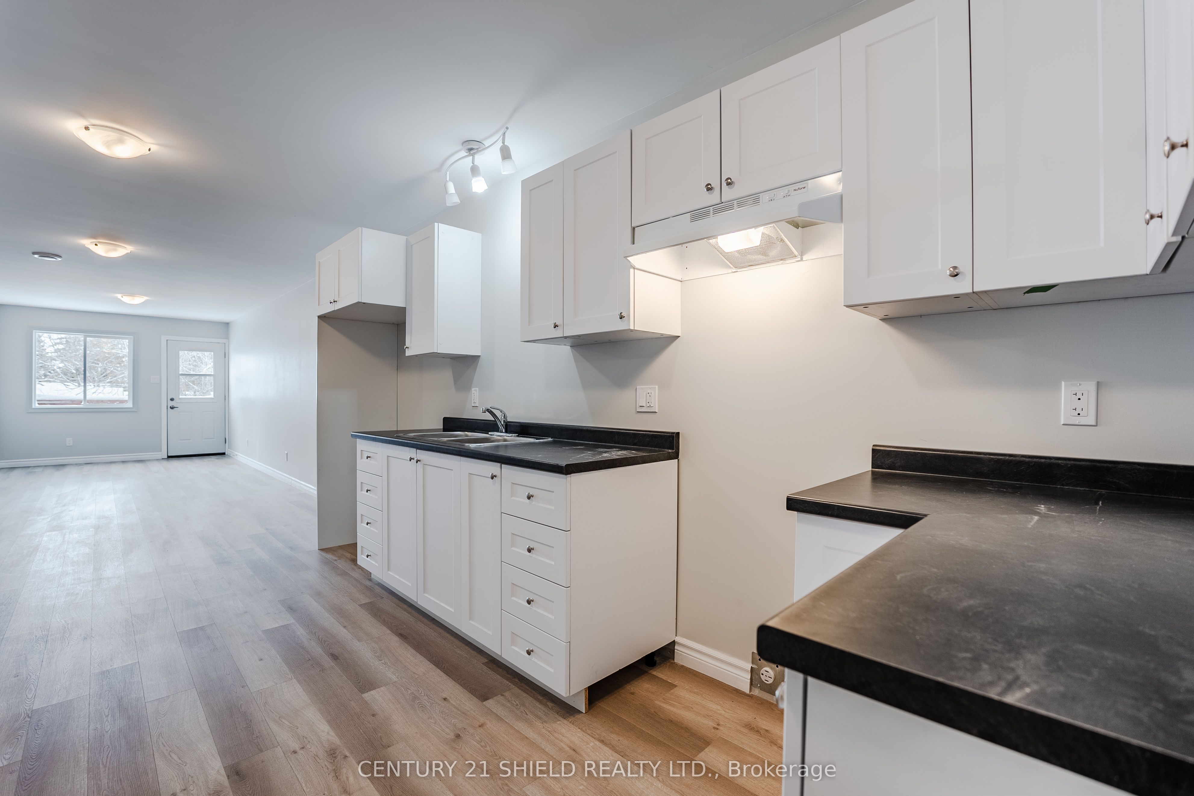 15 William Street A, North Stormont, ON K0C 1K0 photo 4