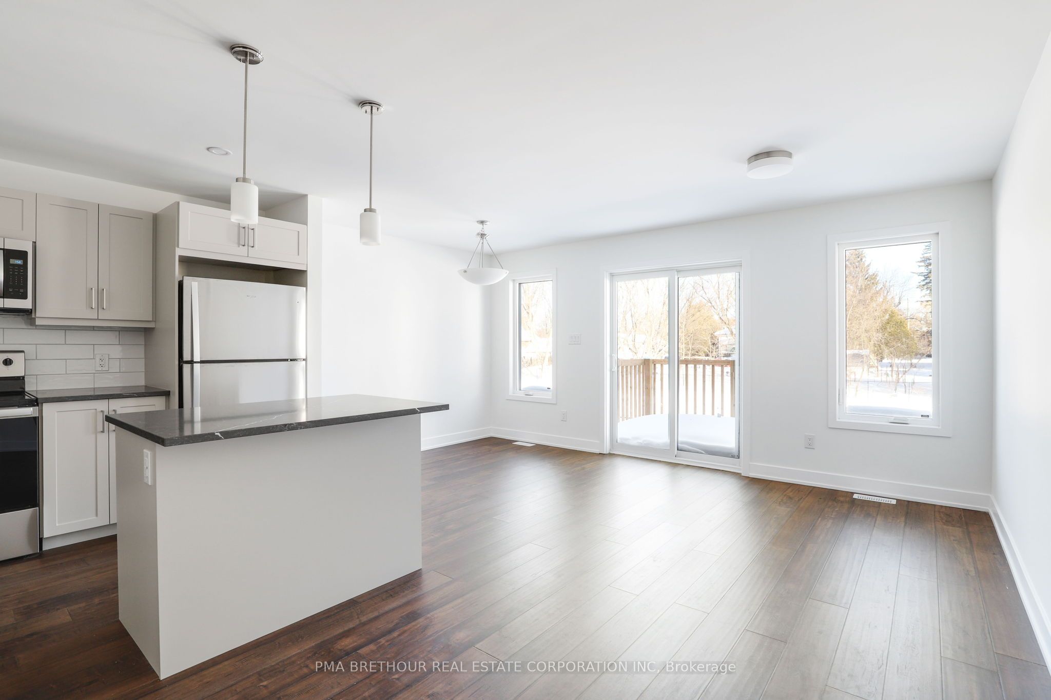 752 St. John Street, Merrickville-Wolford, ON K0G 1N0 photo 3