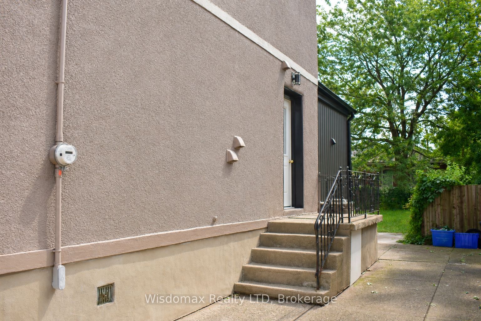 110 Queen Street S, Thorold, ON L2V 3N9 photo 4