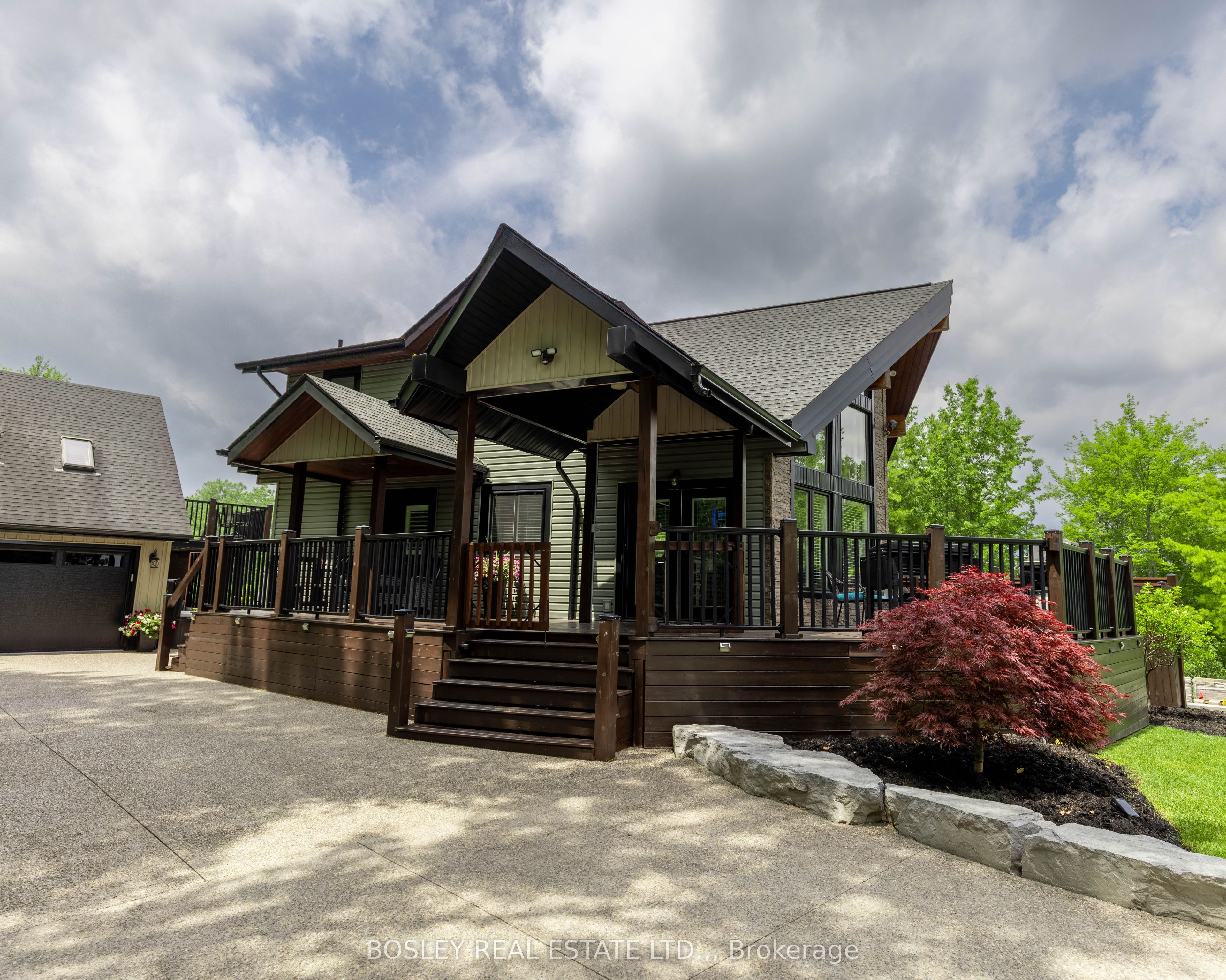 4949 Lyon's Parkway, Niagara Falls, ON L2E 6S6 photo 5