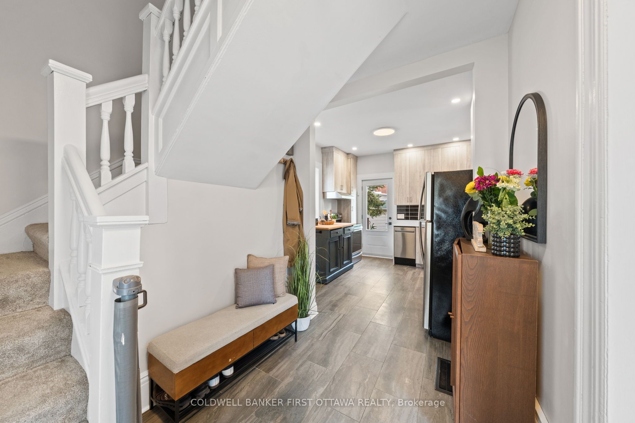 25 Clegg Street, Glebe - Ottawa East and Area, ON K1S 0H5 photo 4