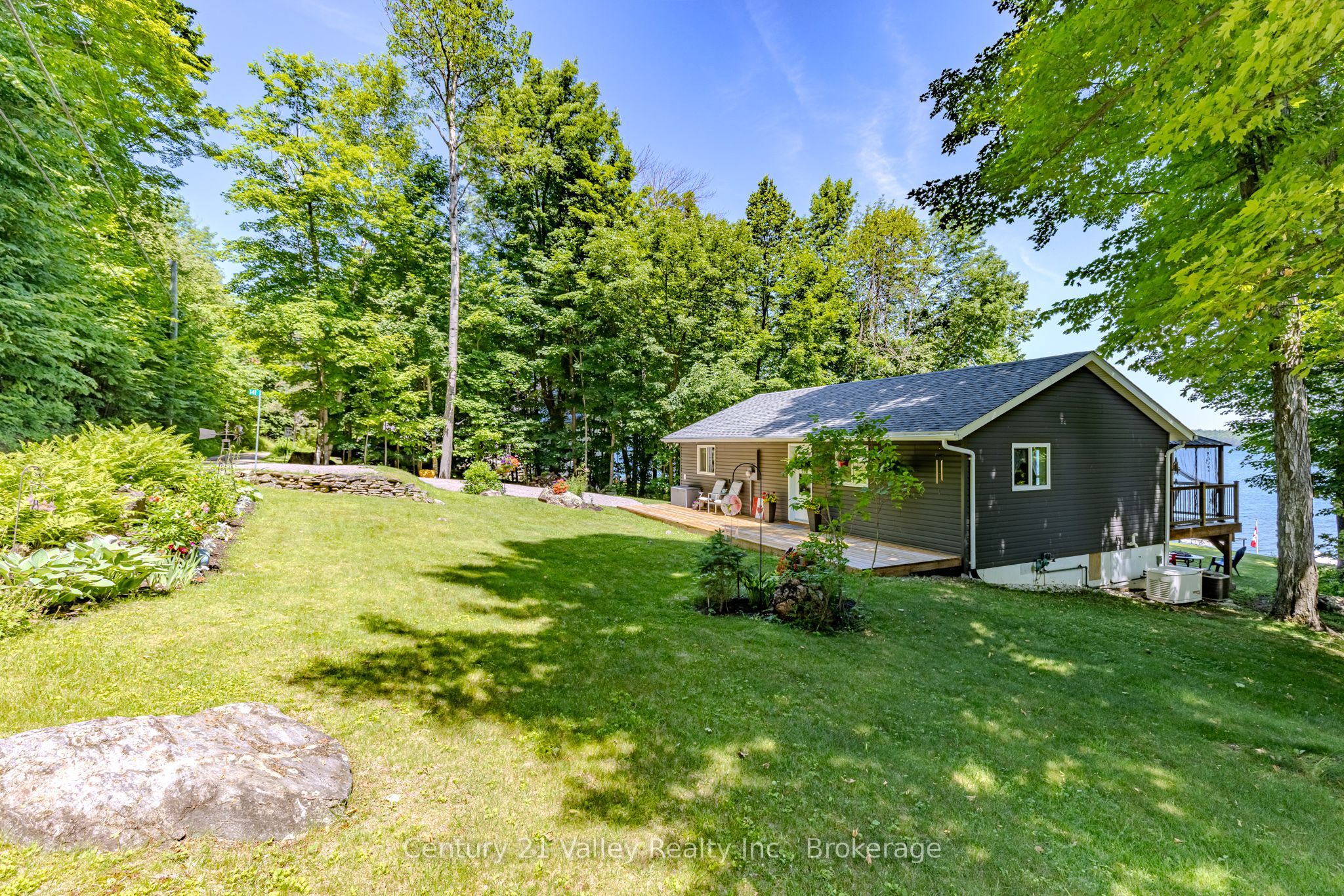 141 Mulberry Lane, Bonnechere Valley, ON K0J 1T0