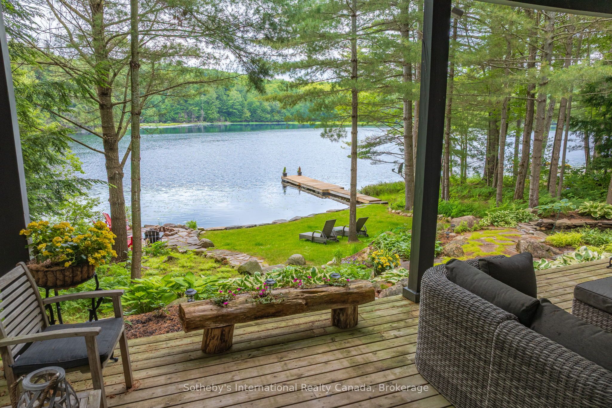 41 Estate Drive, Muskoka Lakes, ON P0B 1J0 photo 4