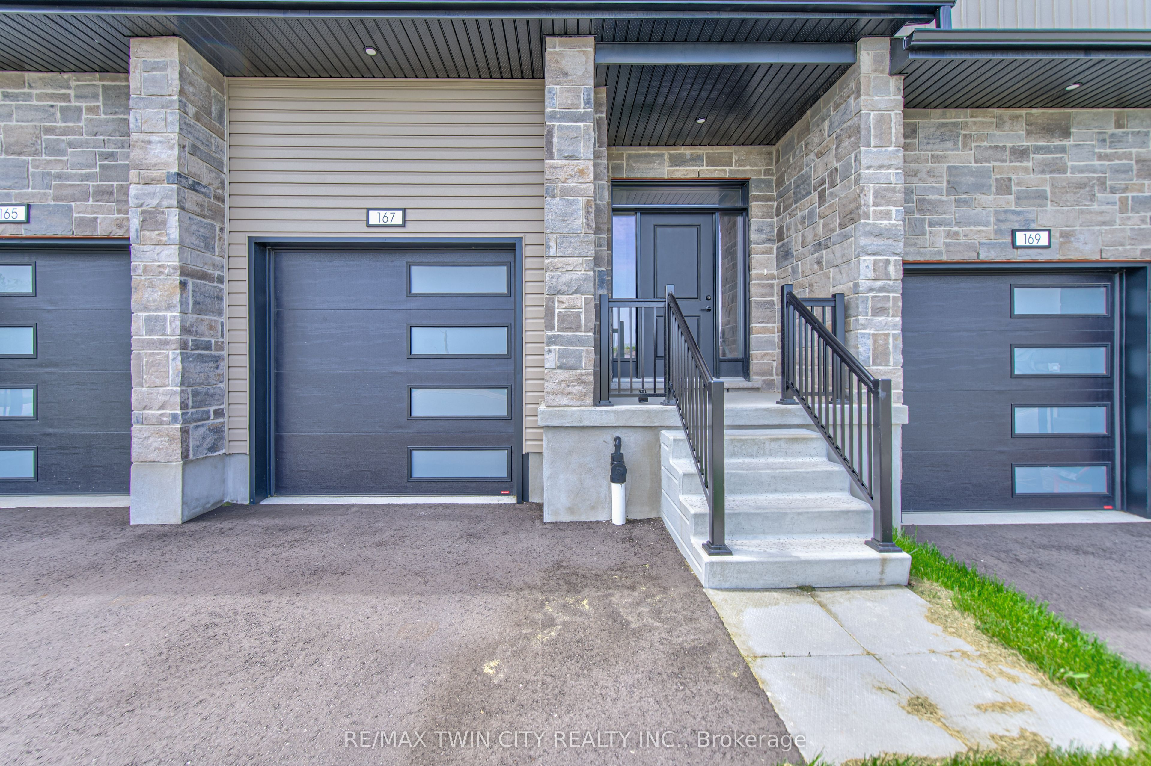 167 Dunnigan Drive, Kitchener, ON N2B 0B1 photo 5