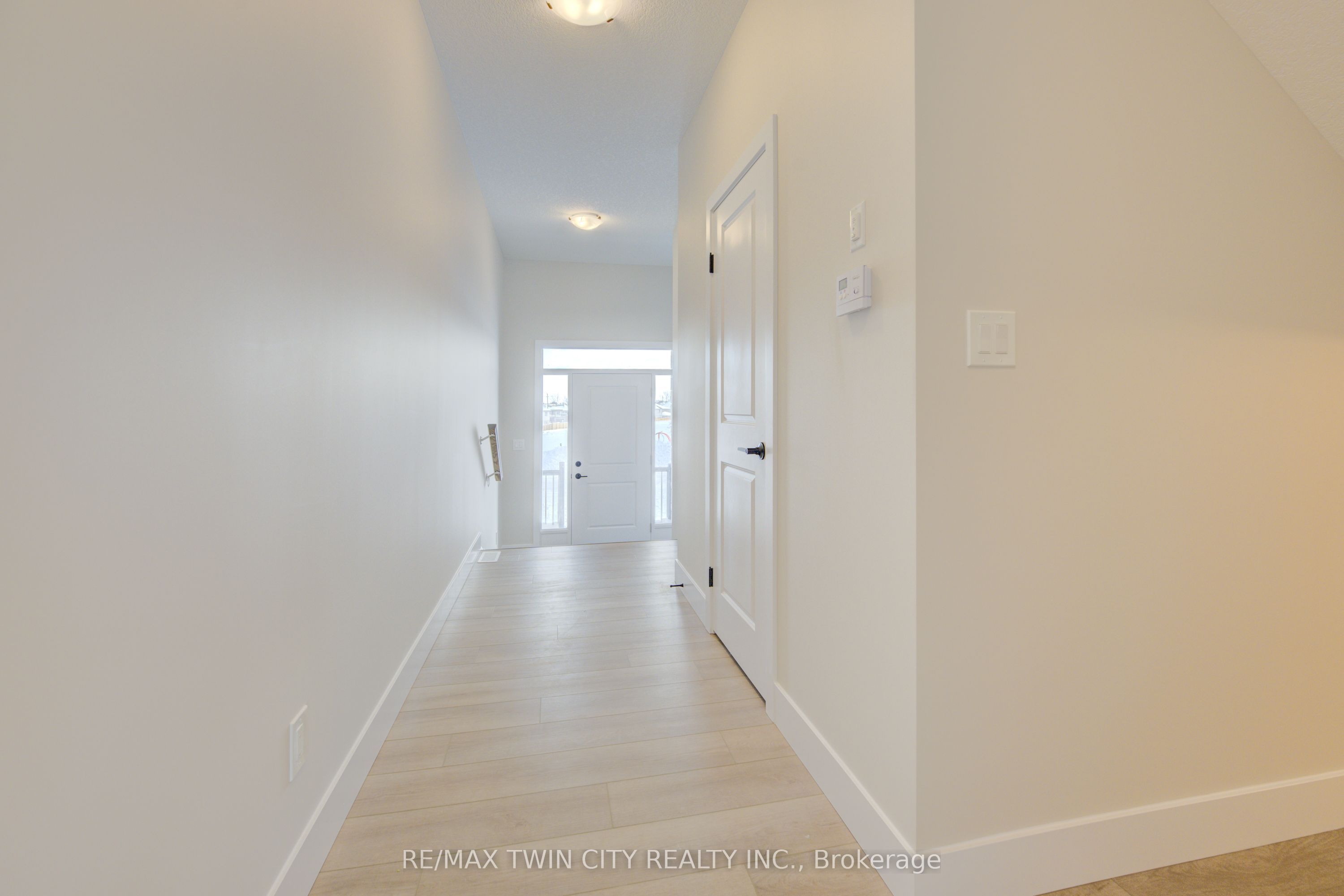 163 Dunnigan Drive, Kitchener, ON N2B 0B1 photo 2