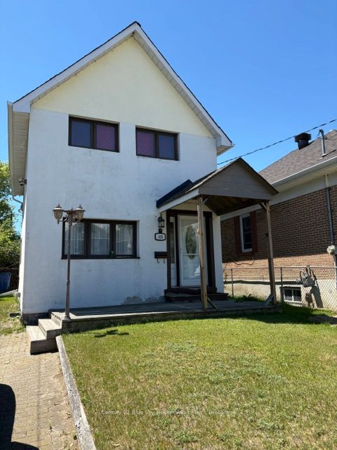 425 Worthington Street E, North Bay, ON P1B 1H4