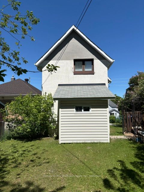 425 Worthington Street E, North Bay, ON P1B 1H4 photo 5