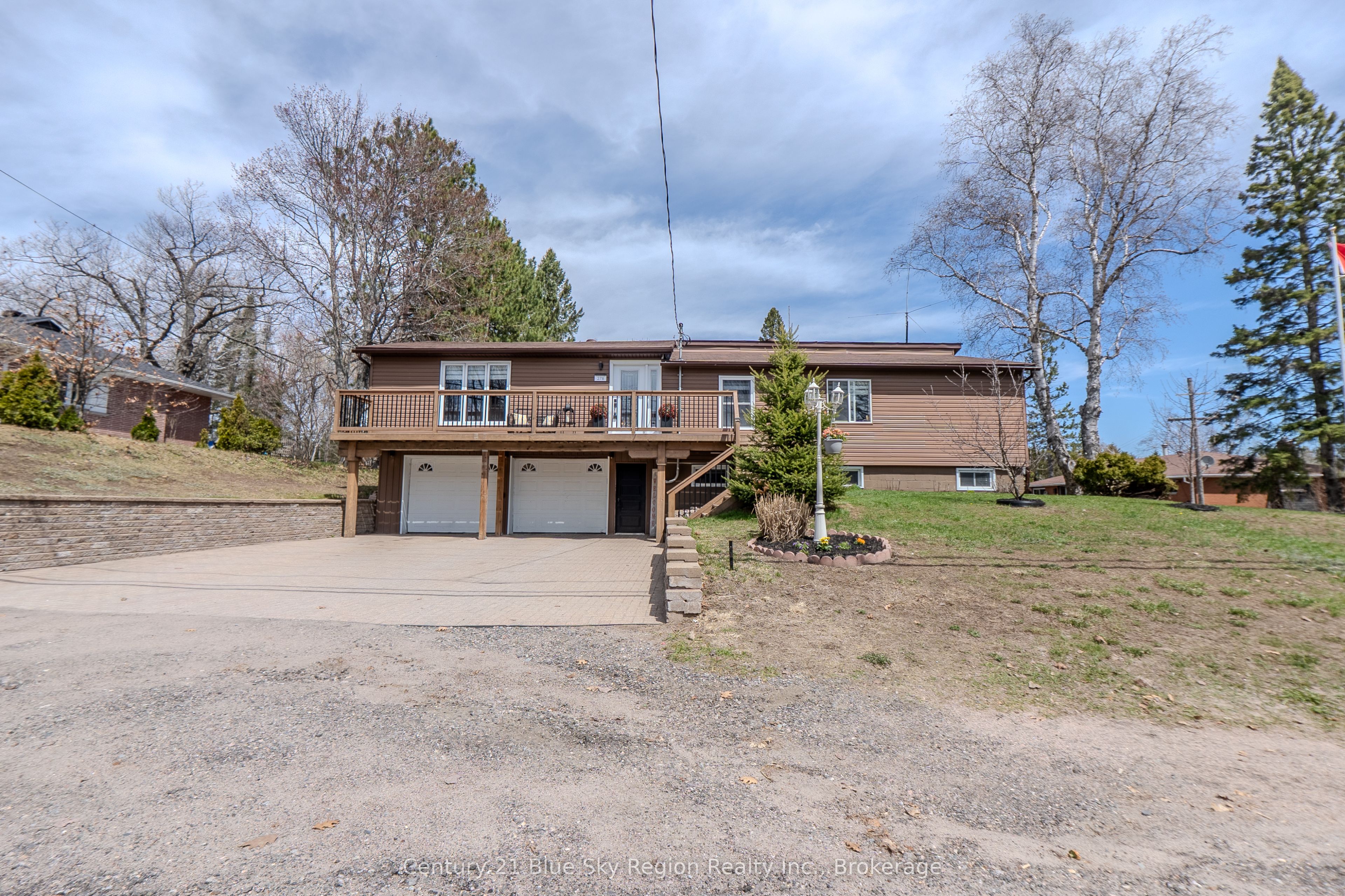 278 Tower Drive, North Bay, ON P1B 8G2