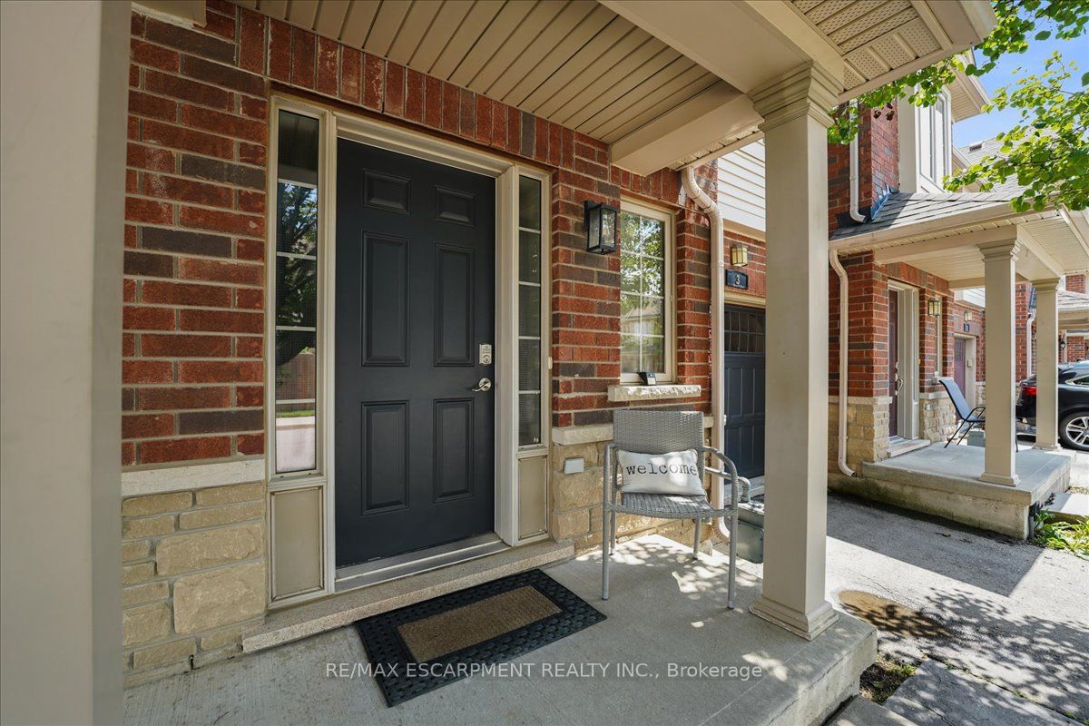 222 Fall Fair Way 3, Hamilton, ON L0R 1C0 photo 2