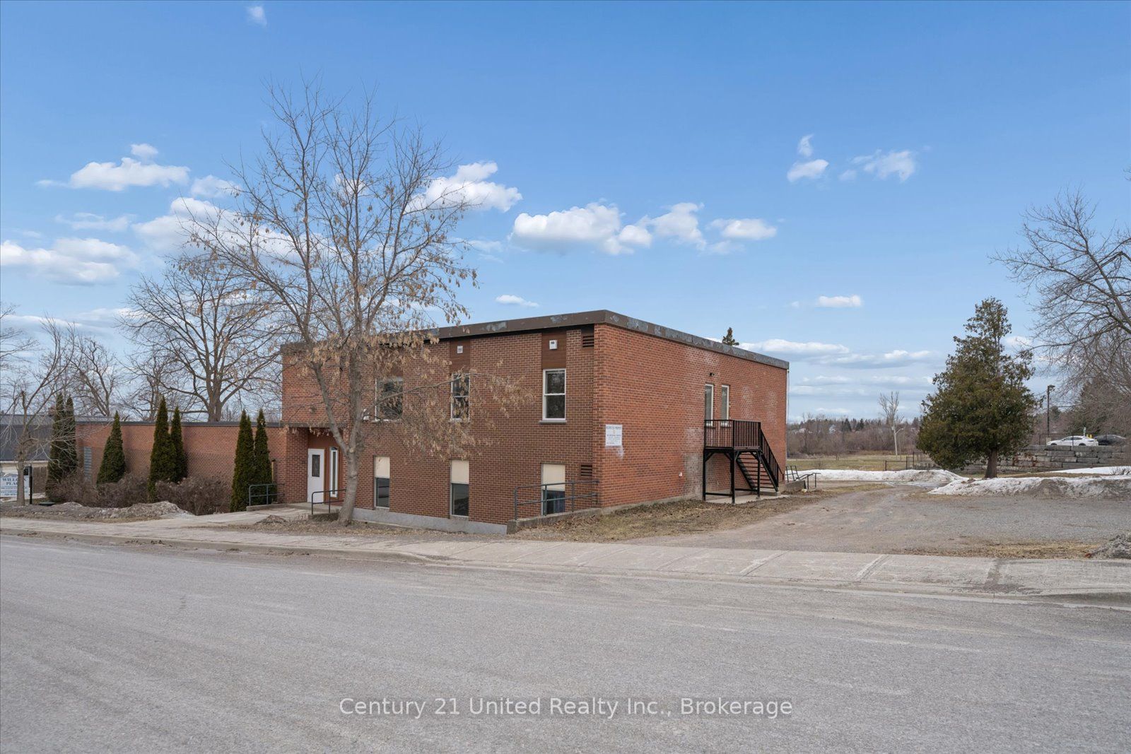 1027 Willcox Street 201, Selwyn, ON K0L 1H0