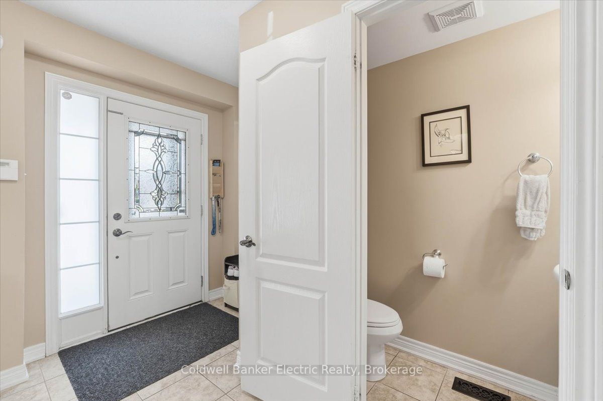 665 Heritage Trail, Peterborough, ON K9L 0A7 photo 3