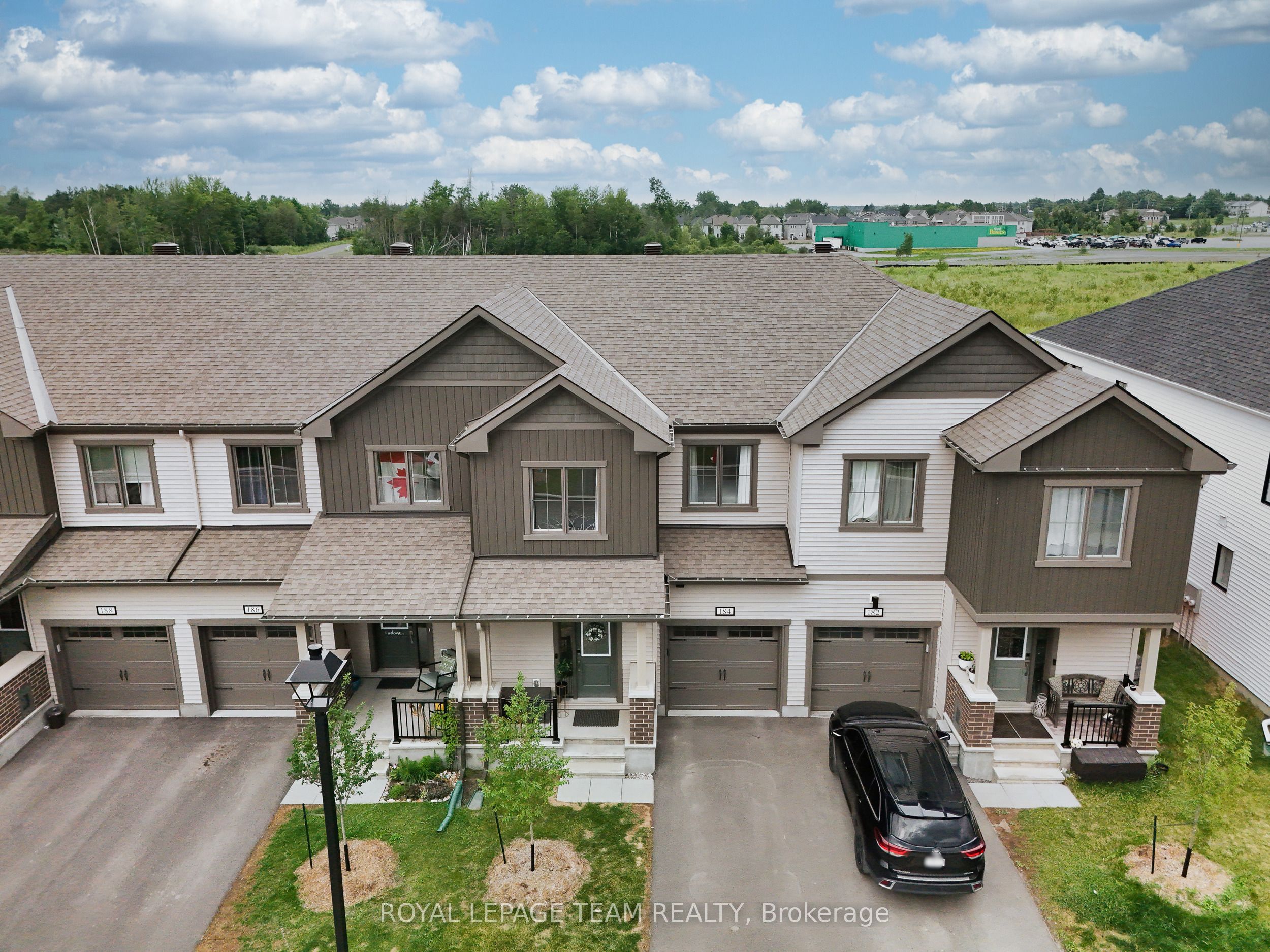 184 Robert Perry Street, North Grenville, ON K0G 1J0 photo 3