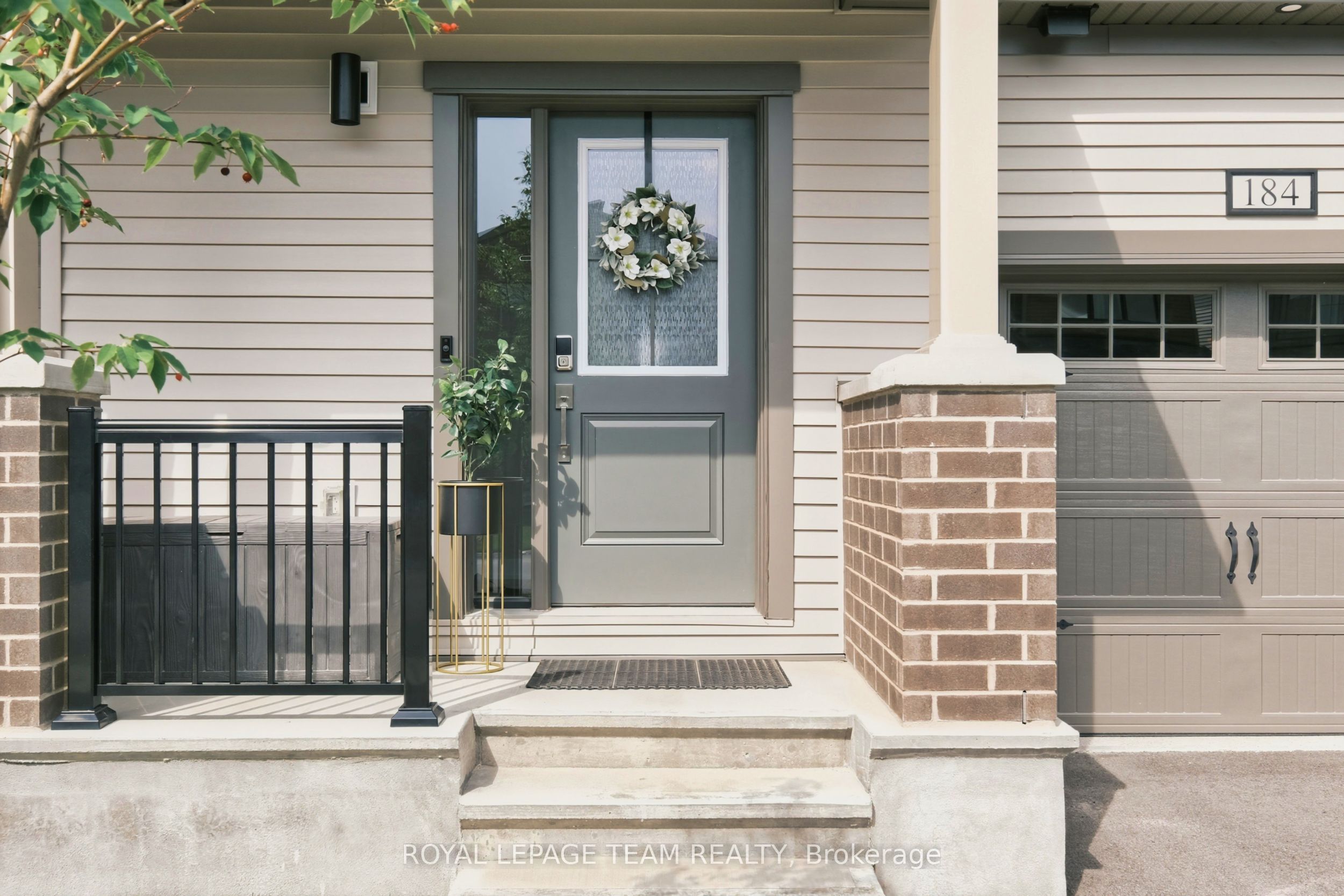 184 Robert Perry Street, North Grenville, ON K0G 1J0 photo 4