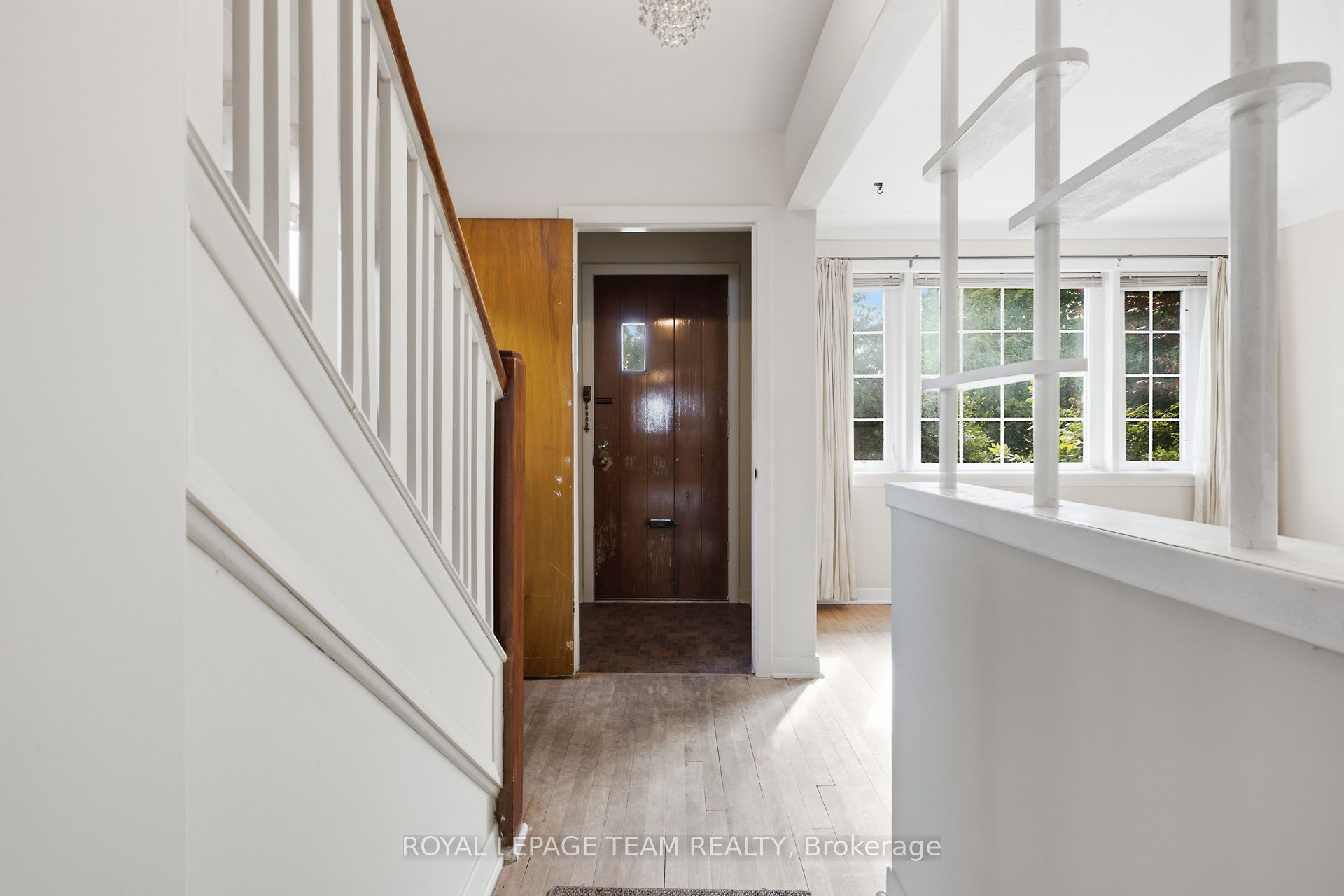 1020 RIDDELL Avenue S, Belair Park - Copeland Park and Area, ON K2C 2J5 photo 4