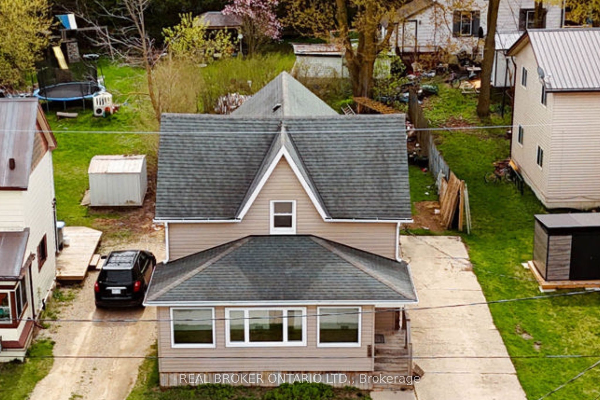368 Wellington Avenue S, North Perth, ON N4W 2J2 photo 4