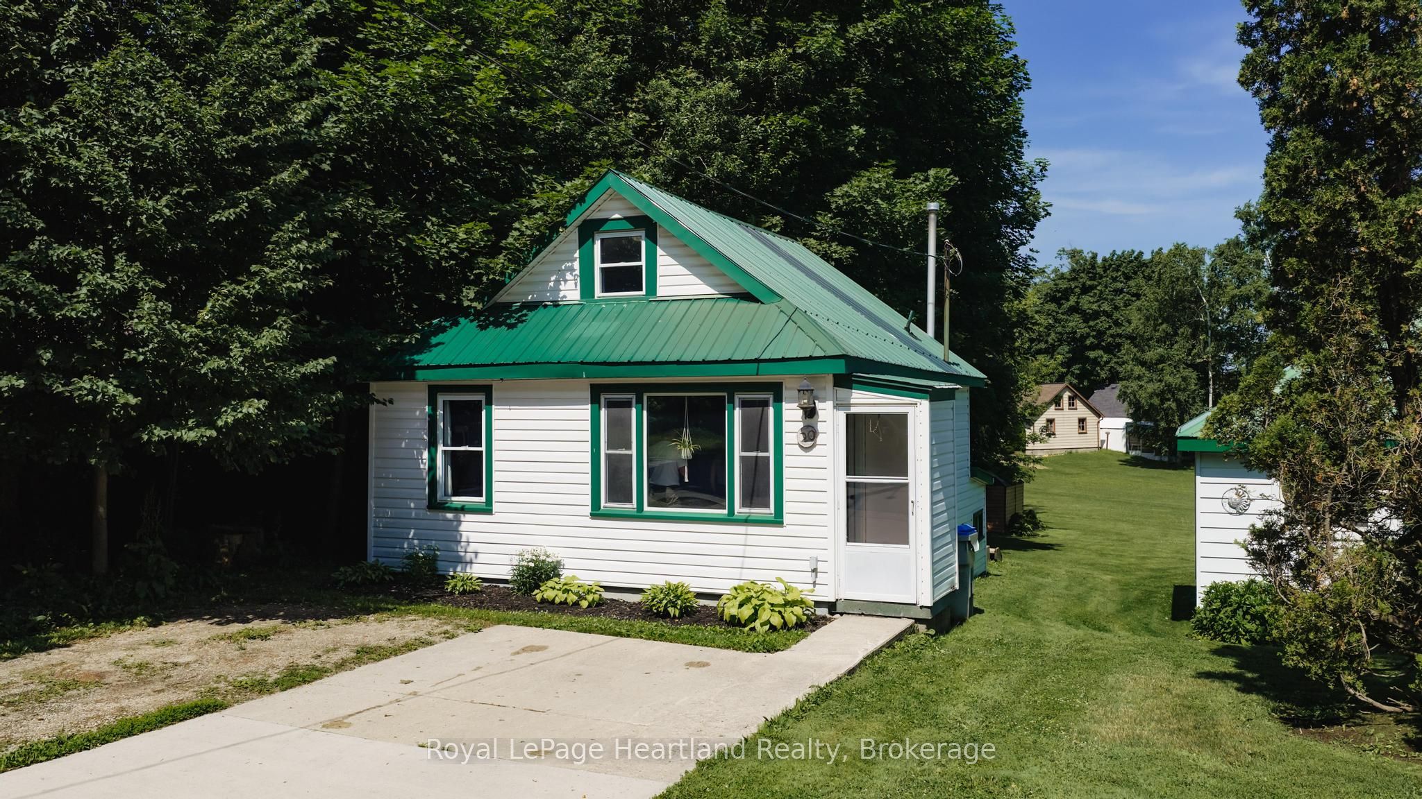 20 William Street S, Central Huron, ON N0M 1L0