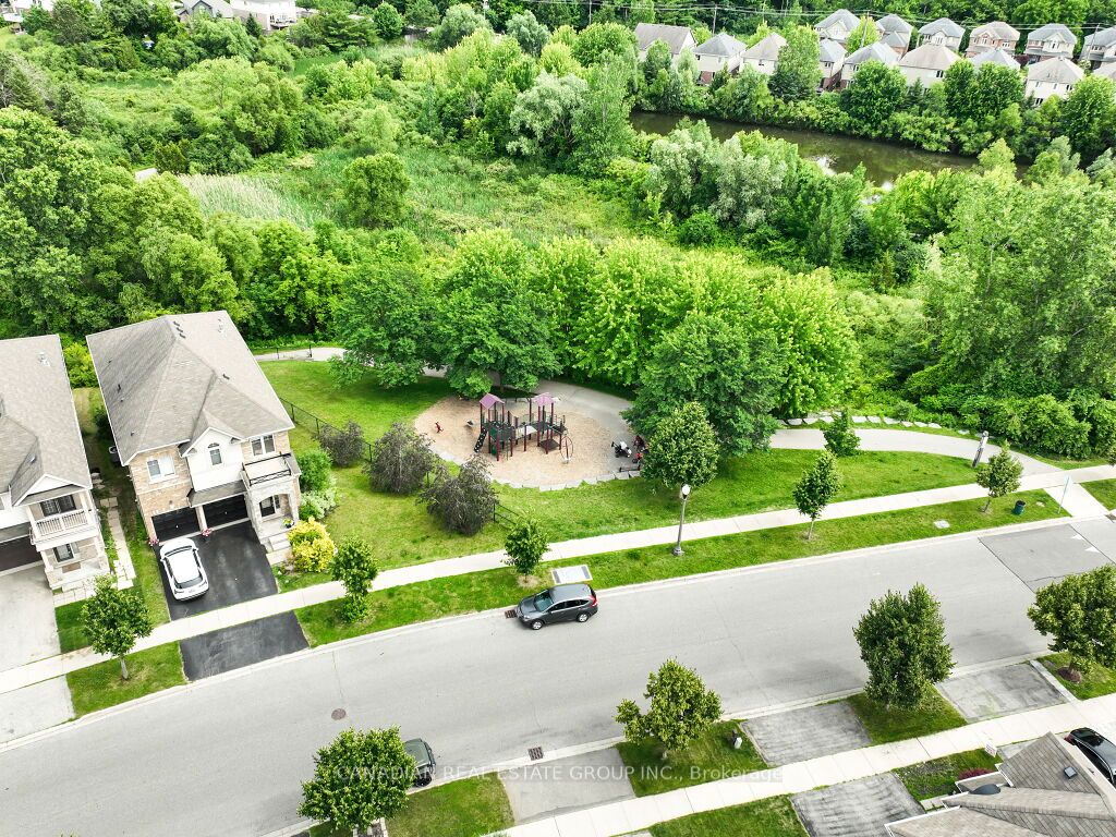 58 Forest Creek Drive, Kitchener, ON N2R 0B4 photo 4