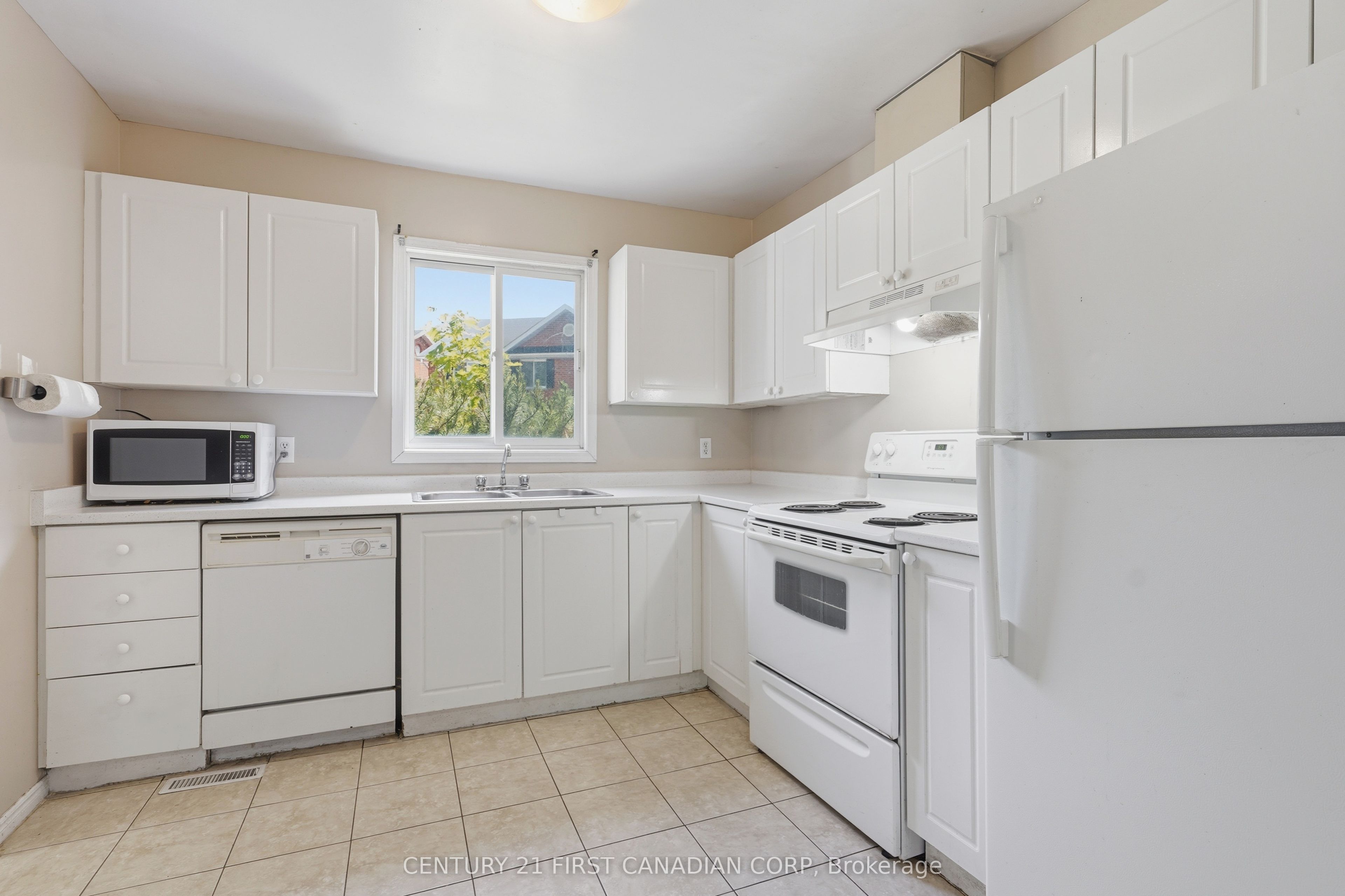 190 Fleming Drive 25, London East, ON N5V 5B8 photo 5