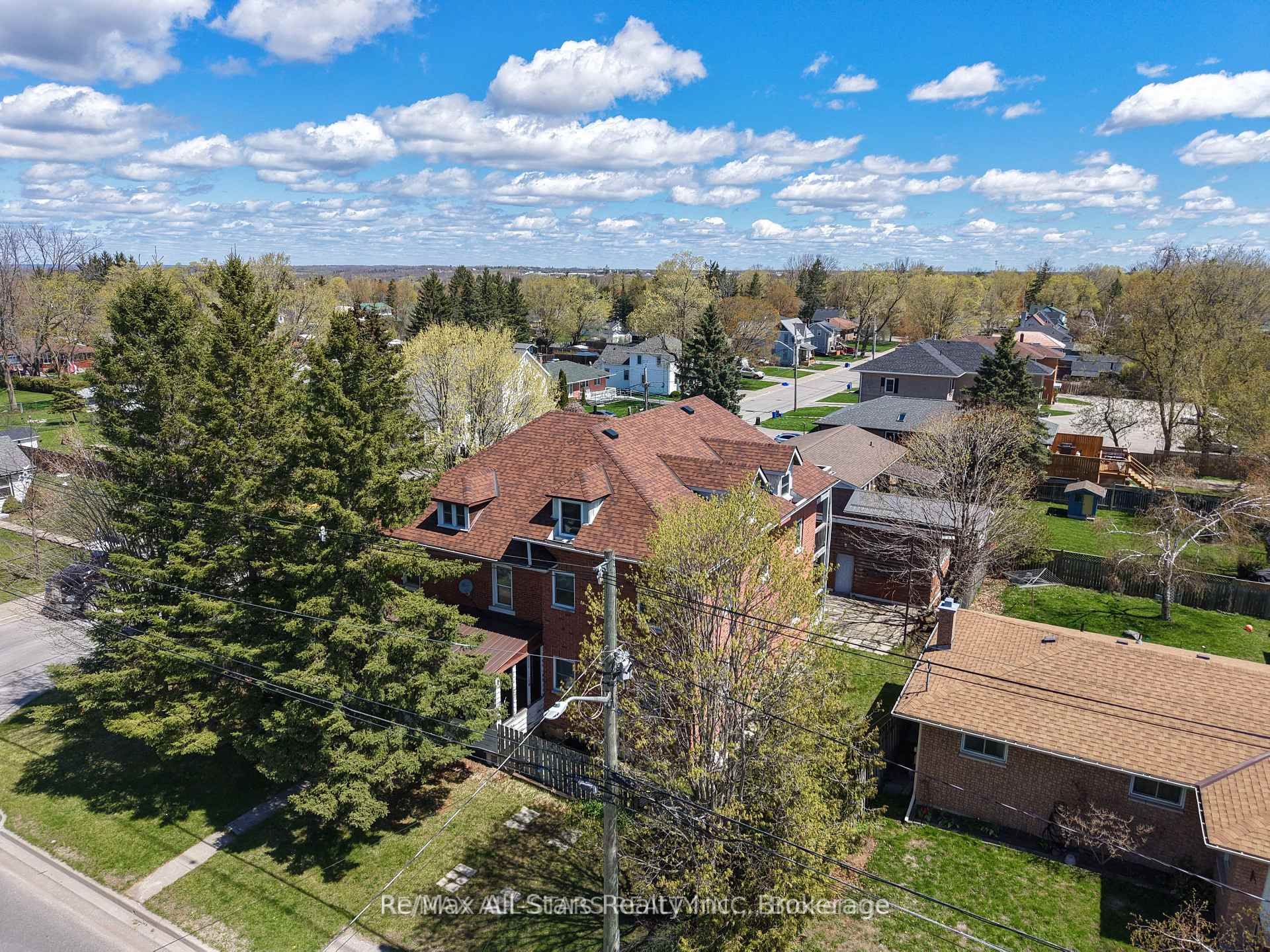 94 Adelaide Street N, Kawartha Lakes, ON K9V 4L5 photo 3