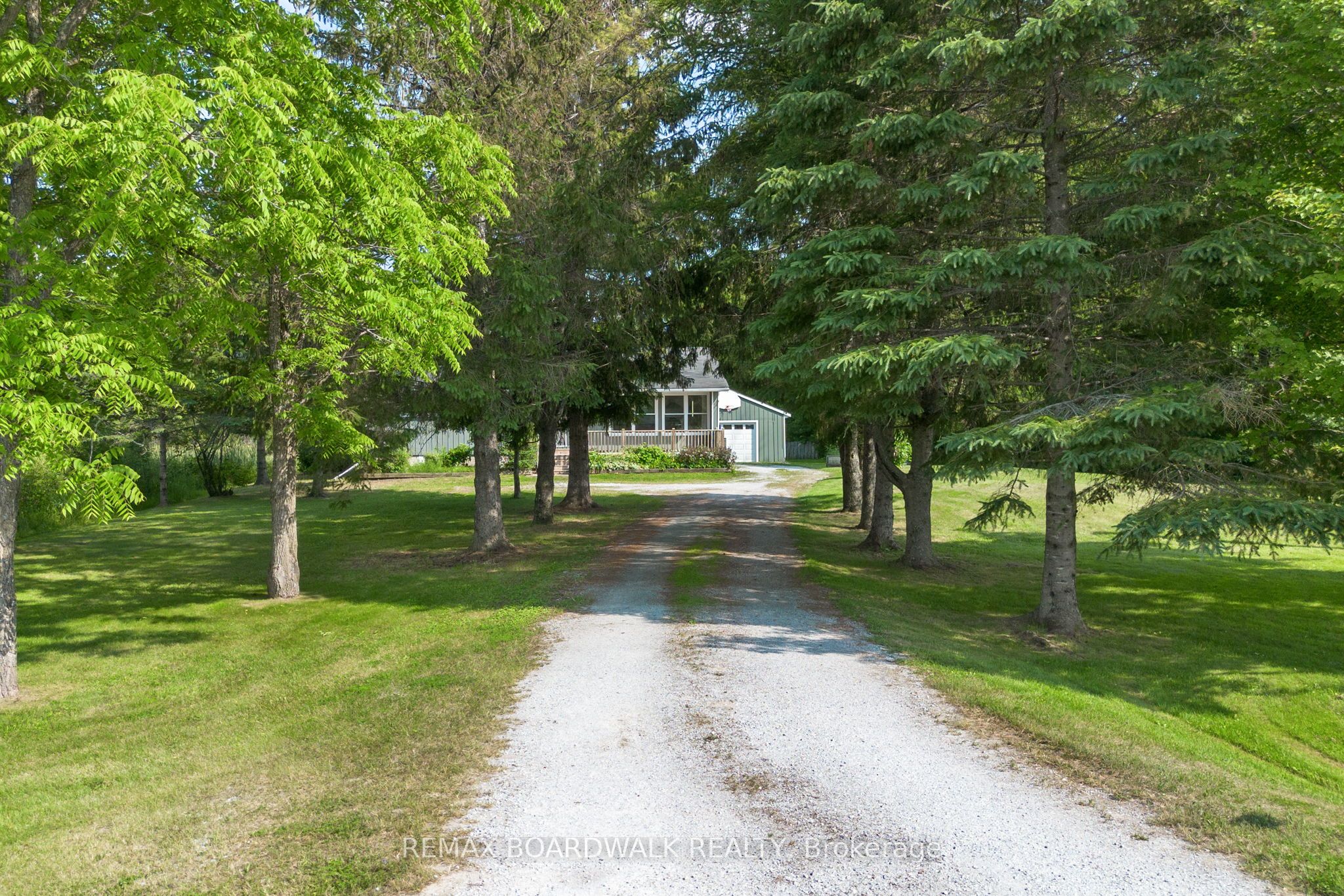 24 North Street N, Perth, ON K7H 2S5 photo 3