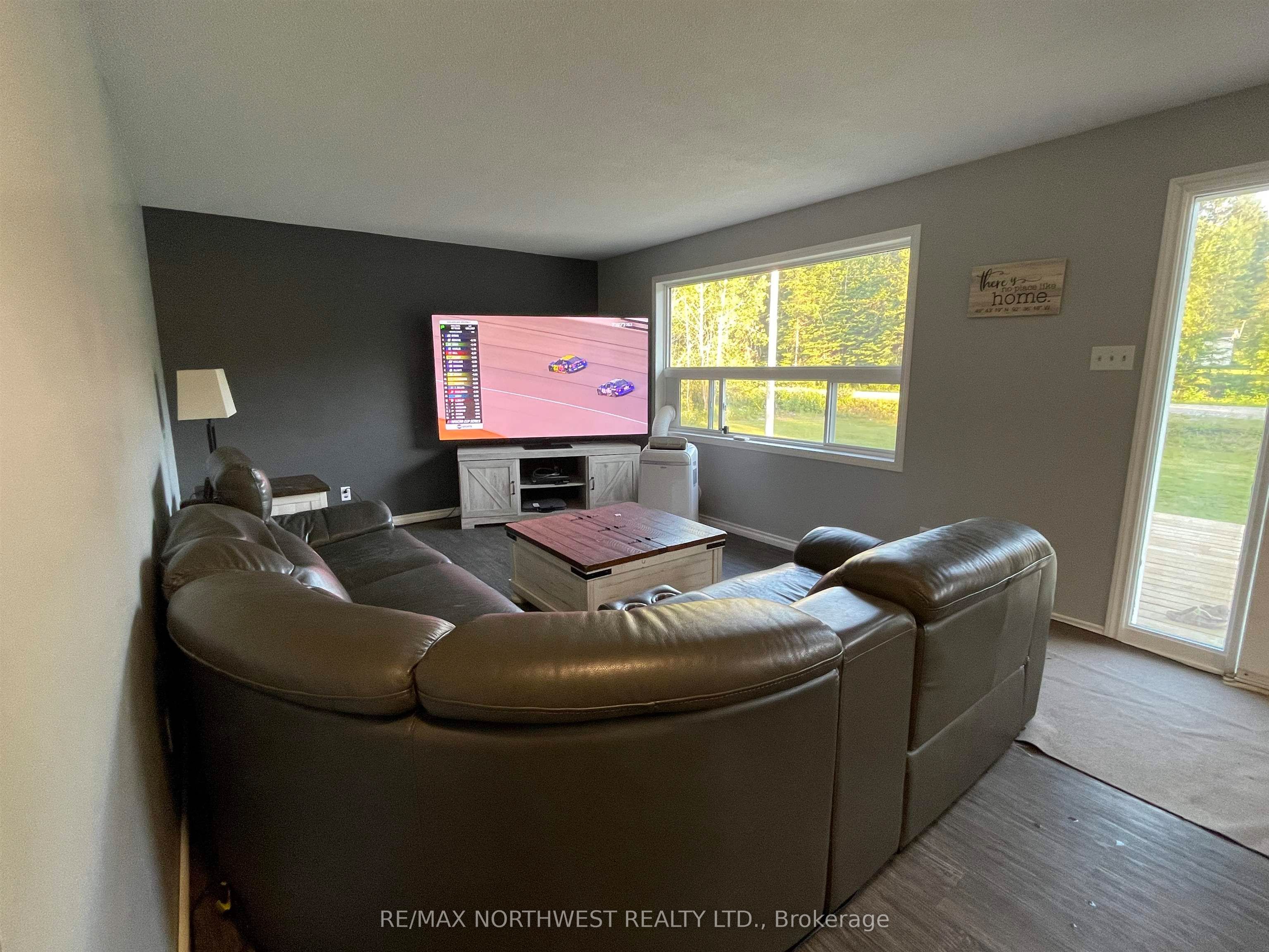 9 Rodgers Road, Dryden, ON P8N 2Y4 photo 4