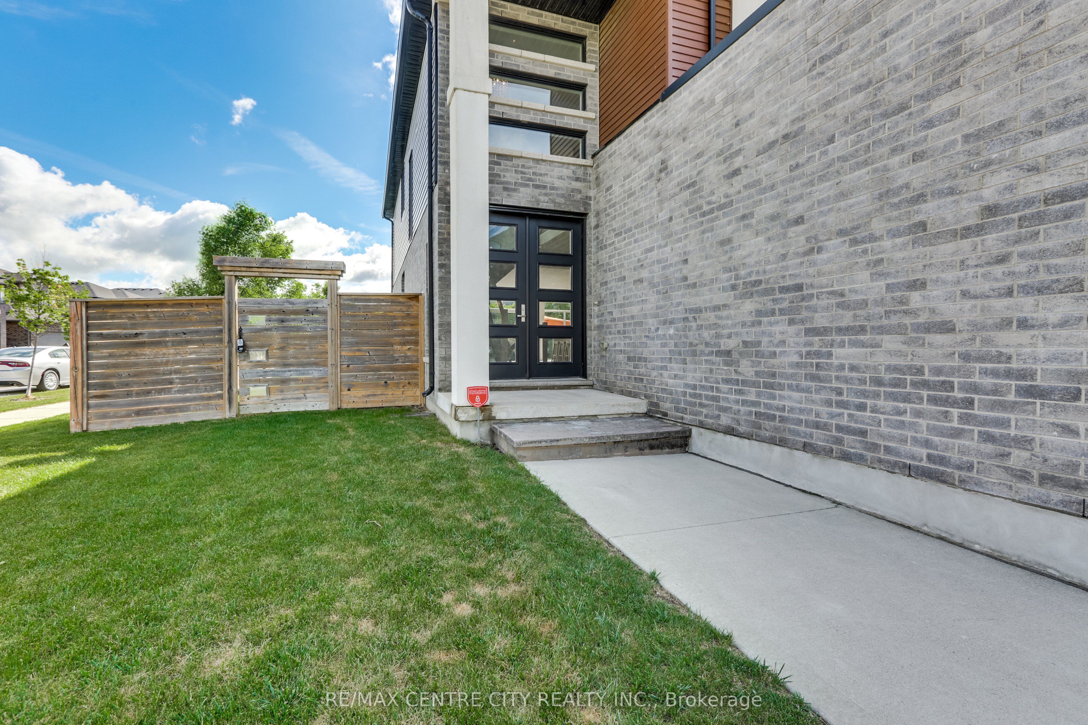 1762 Dewar Place, London North, ON N6G 0L4 photo 3