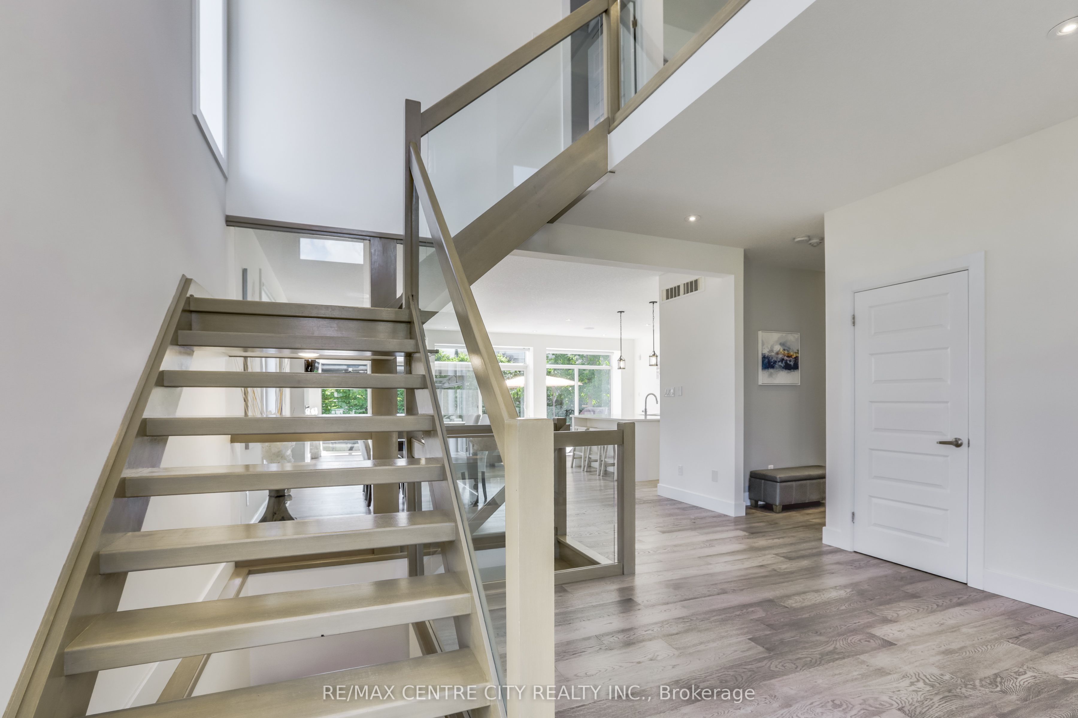 1762 Dewar Place, London North, ON N6G 0L4 photo 5