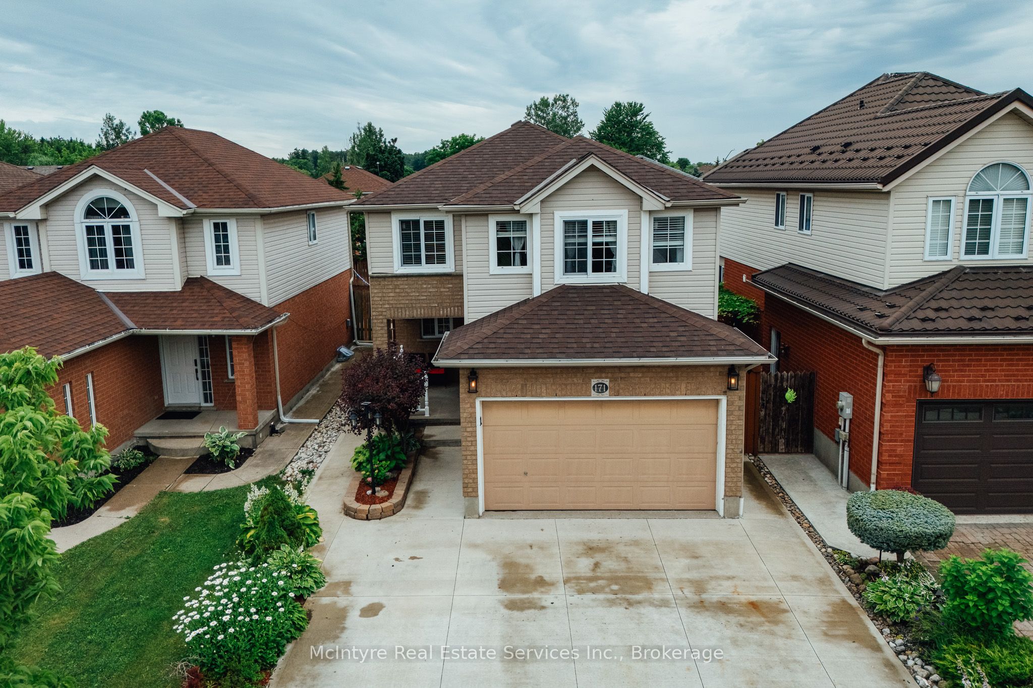 171 McNichol Drive, Cambridge, ON N1P 1G8 photo 3