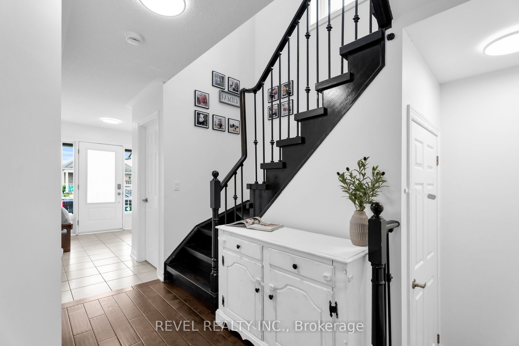 824 Cook Crescent, Shelburne, ON L9V 3T9 photo 3