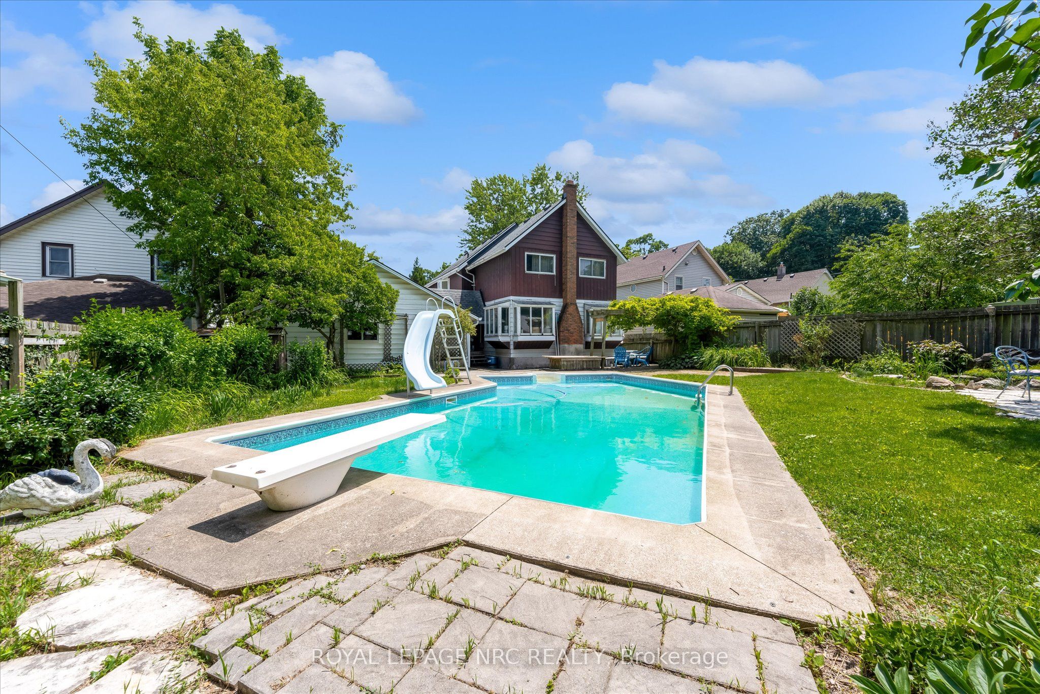 4271 Elgin Street, Niagara Falls, ON L2E 2X7 photo 4