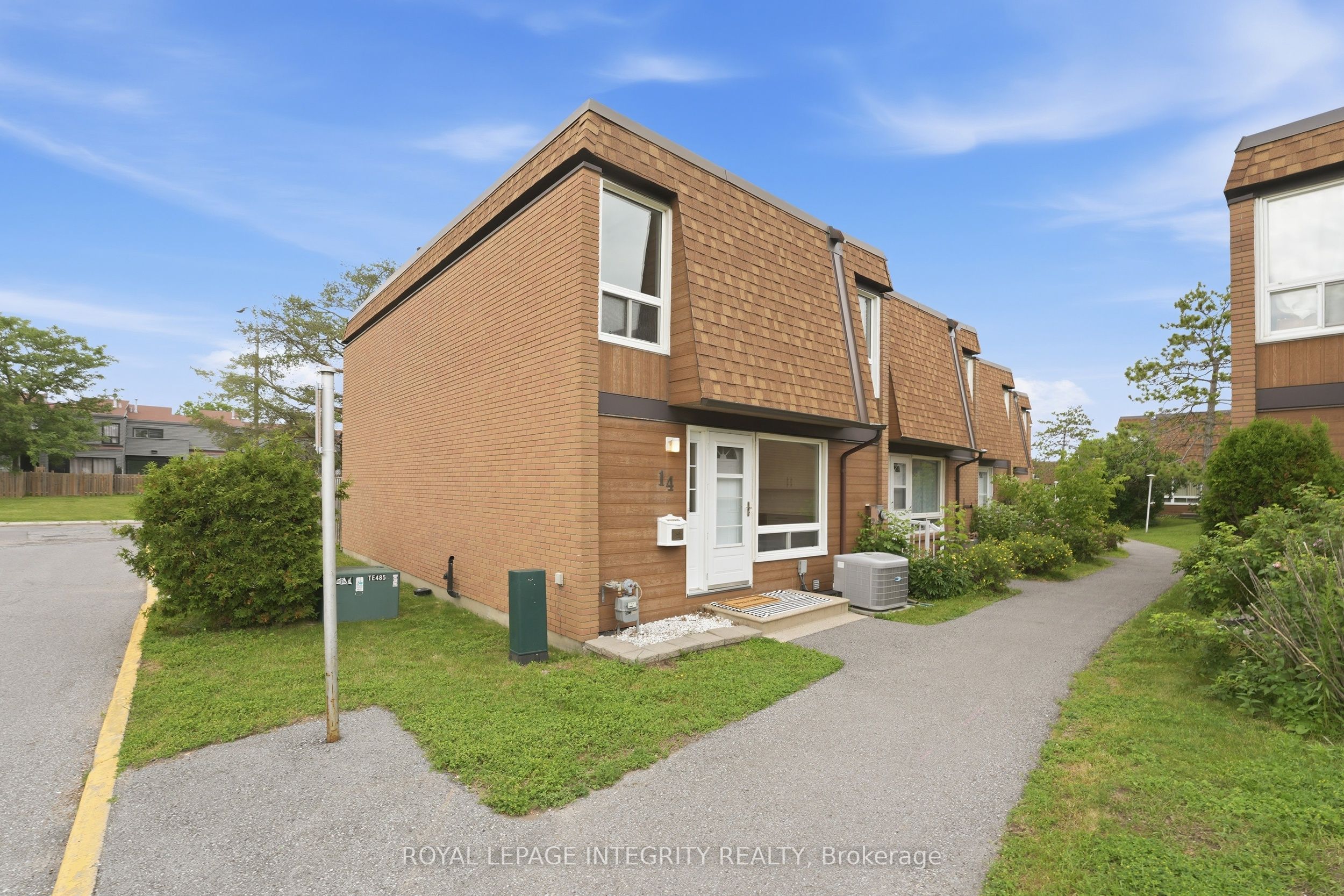 3565 Downpatrick Road 14, Hunt Club - Windsor Park Village and Area, ON K1V 8T3