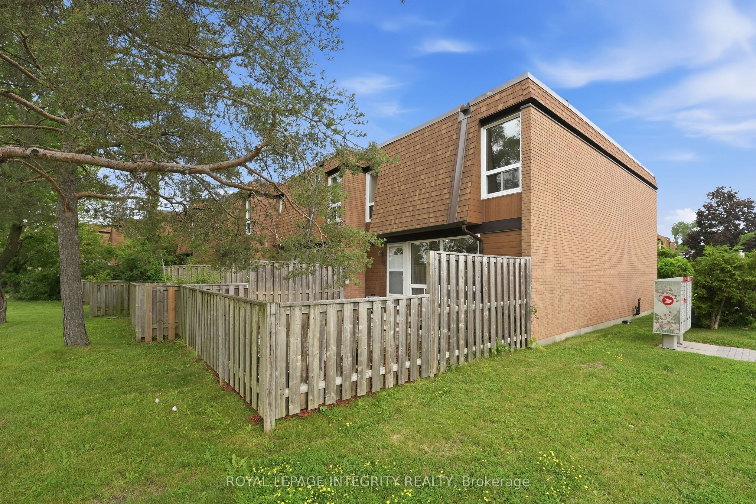 3565 Downpatrick Road 14, Hunt Club - Windsor Park Village and Area, ON K1V 8T3 photo 3