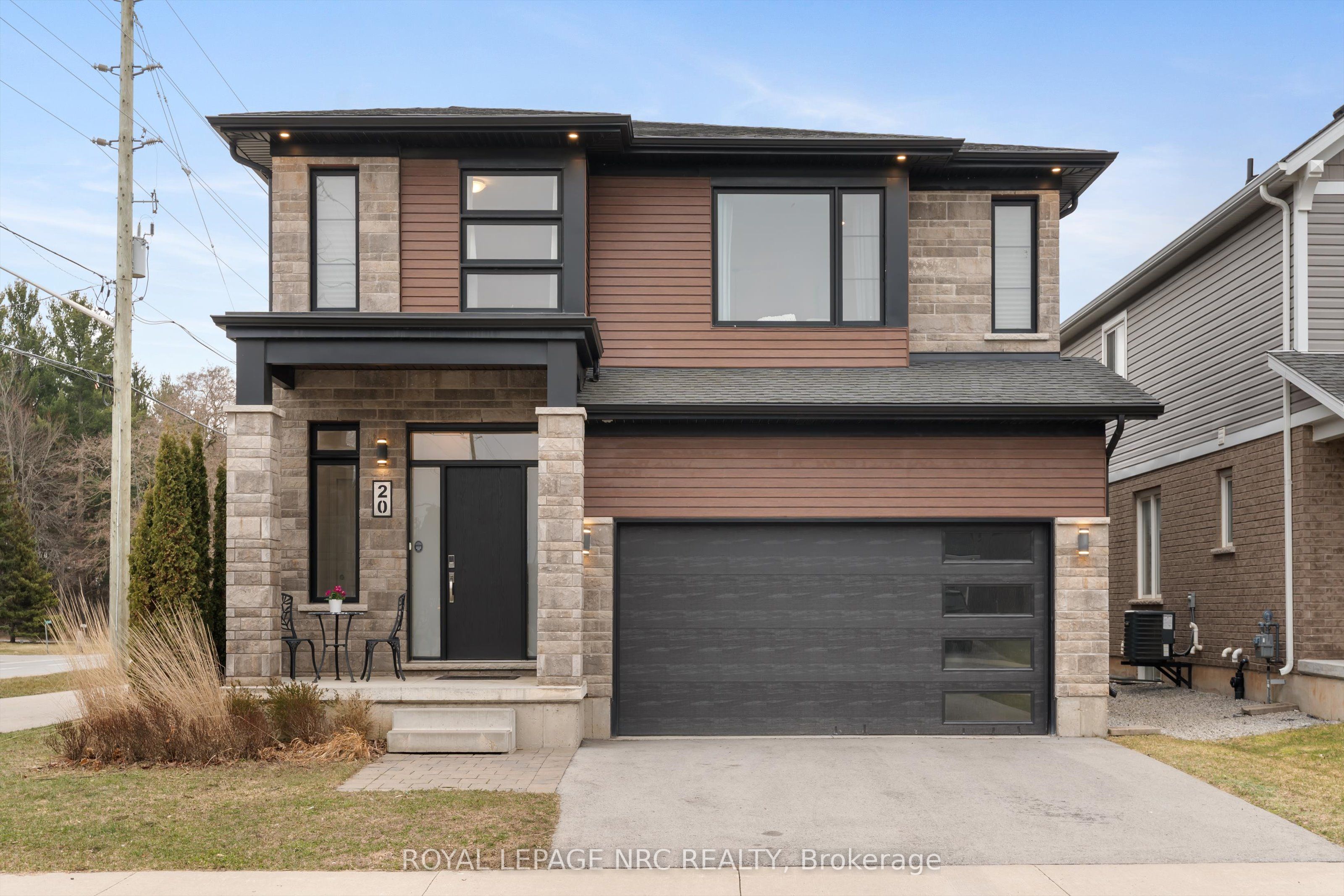20 Myrtle Street, Pelham, ON L3E 0A9 photo 2