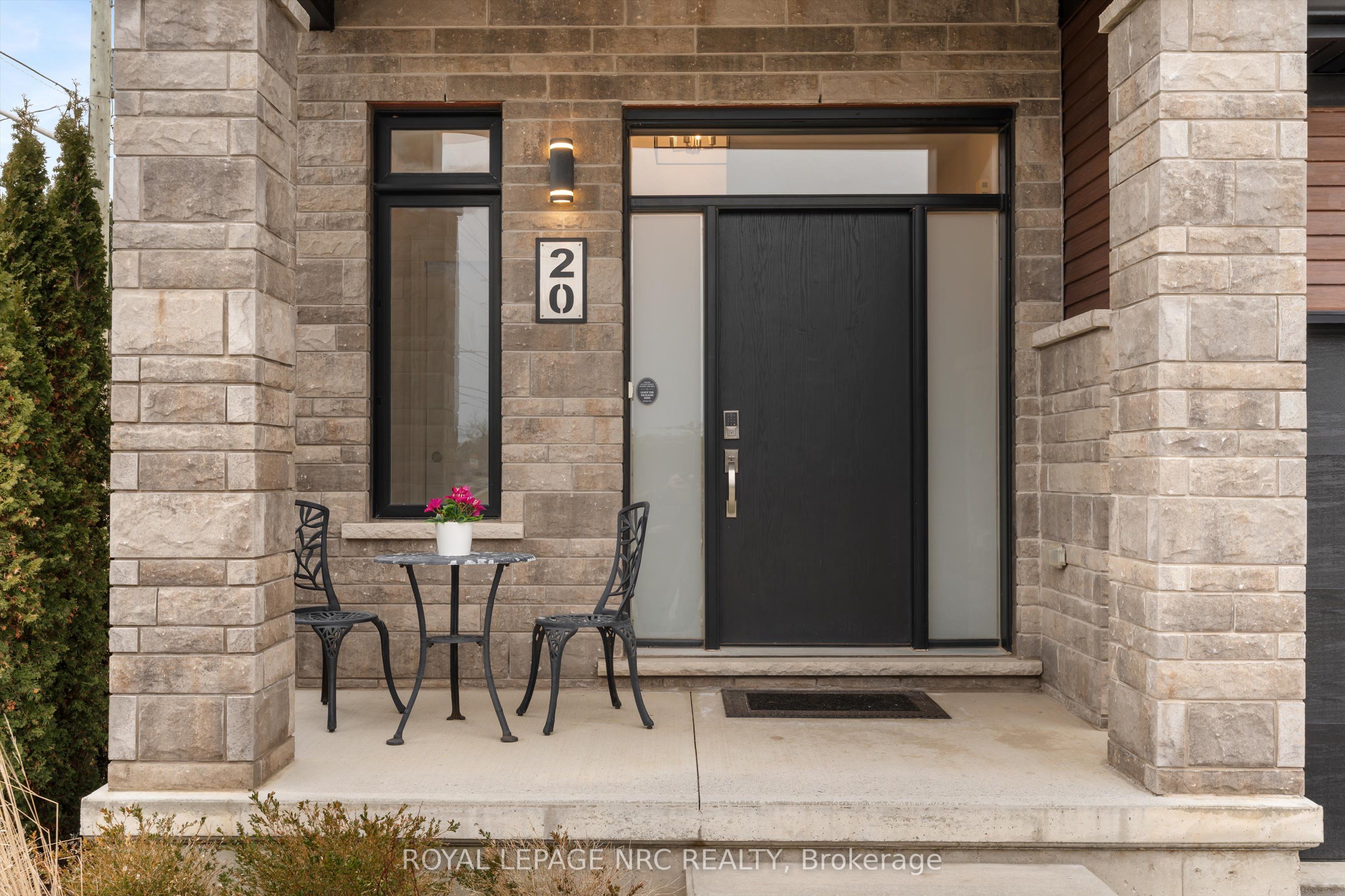 20 Myrtle Street, Pelham, ON L3E 0A9 photo 3