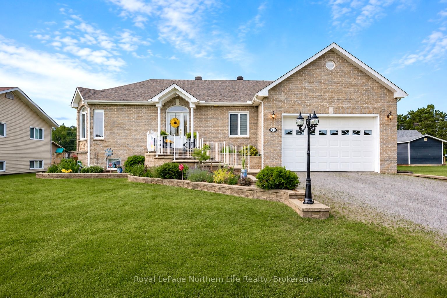 29 Tamerack Avenue, West Nipissing, ON P2B 3H3